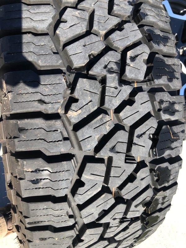Jeep Gladiator Rubicon wheels and tires w/ TPMS IMG_20210307_164206