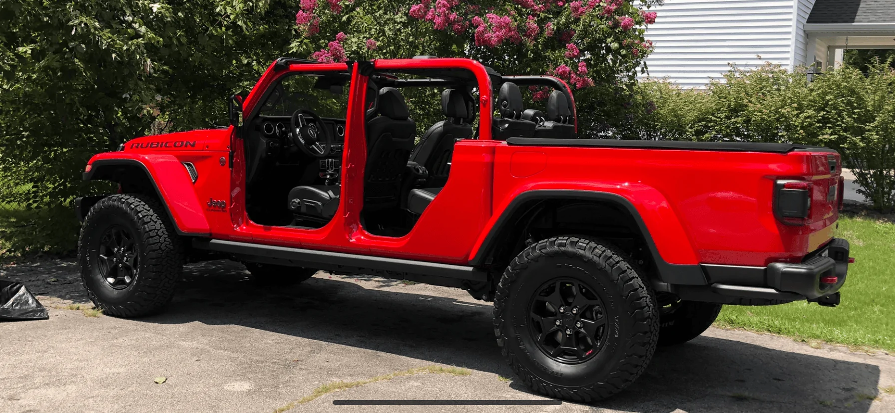 Jeep Gladiator Stock wheels with biger tires 4211B5DF-9444-450B-932B-5DE0400C17E4