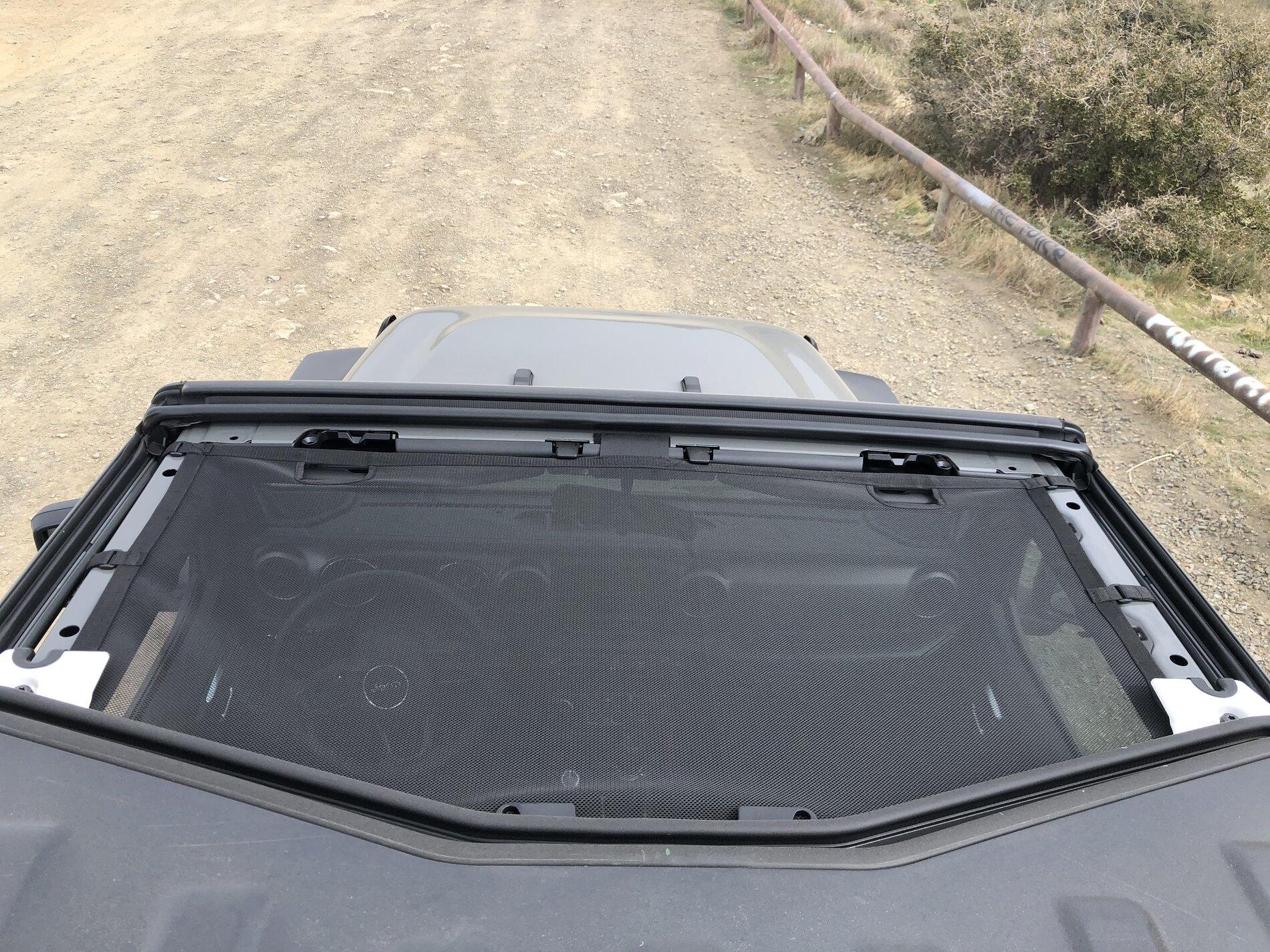 Jeep Gladiator Rugged Ridge Eclipse Sun Shade Impressions B2D07495-6E6E-4BC5-B440-5319A42CE545