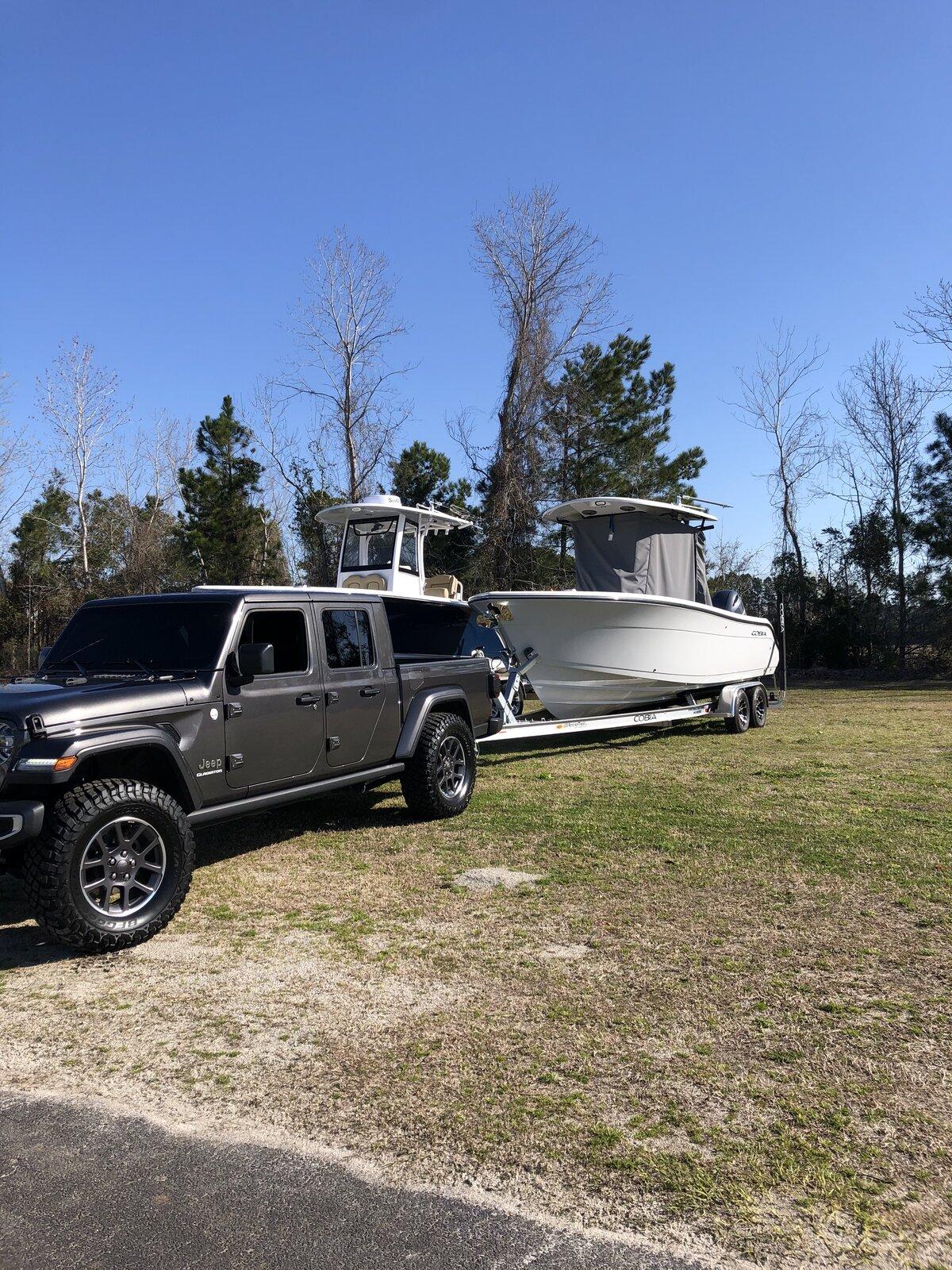 Jeep Gladiator Towing 6500lbs with the Overland EEBE7073-7A7D-4E4A-8D44-C2543BBC8B8B