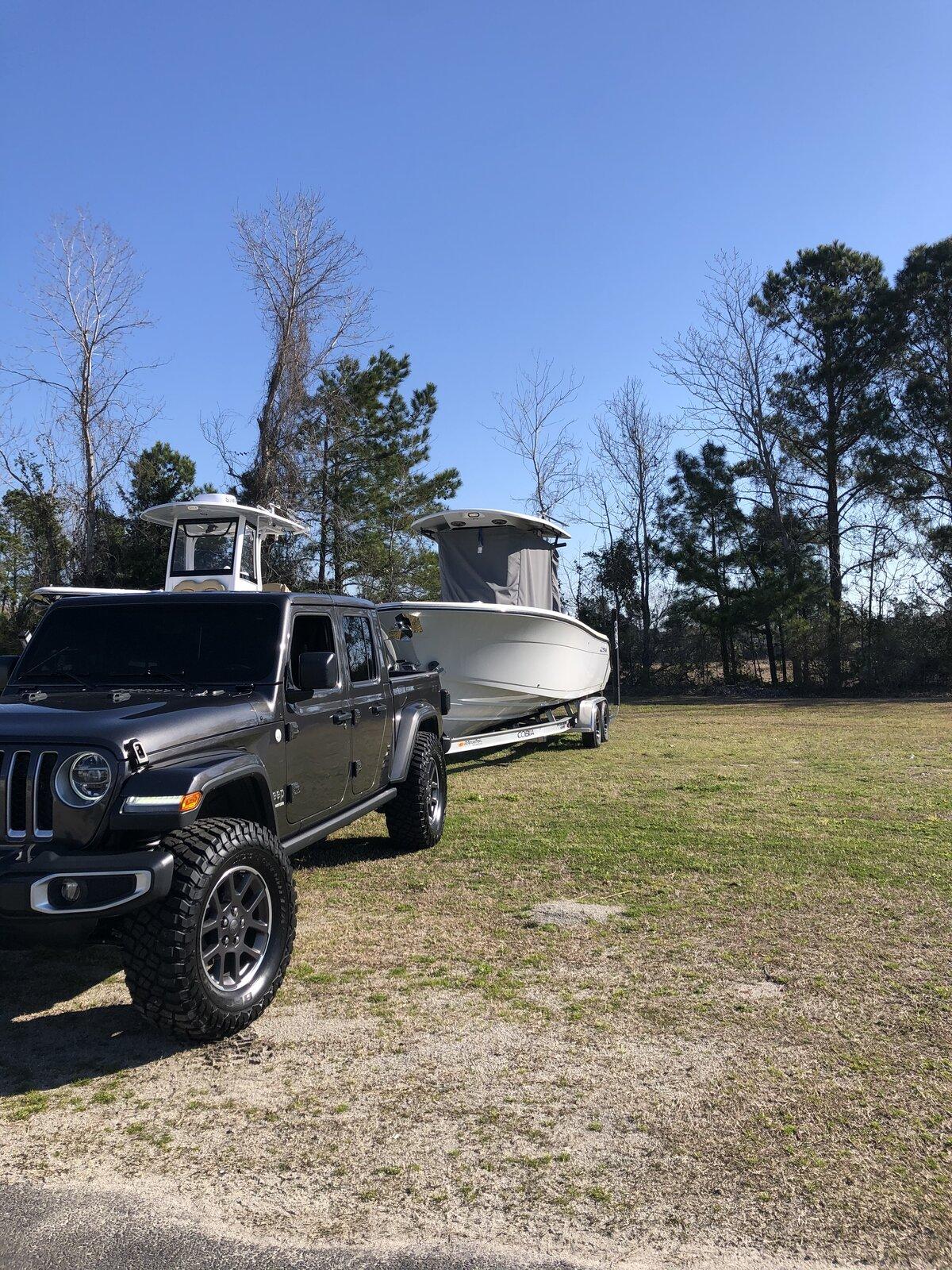 Jeep Gladiator Towing 6500lbs with the Overland AB74BCFD-F977-4903-A19B-DA8B41B28069