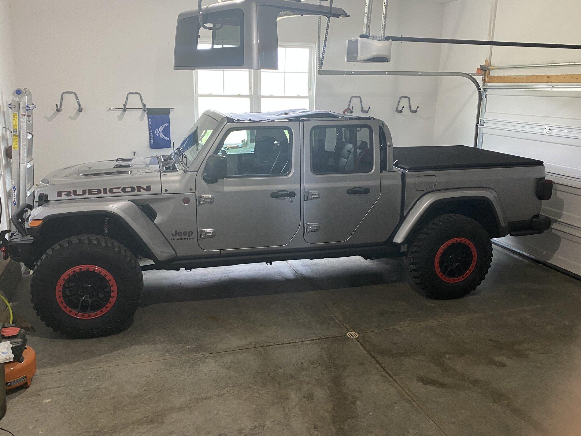 Jeep Gladiator Poll: Do full 1.5” or just 1” for teraflex leveling kit? 1AB02B74-7EB4-47CA-BD2A-590CDDA93601
