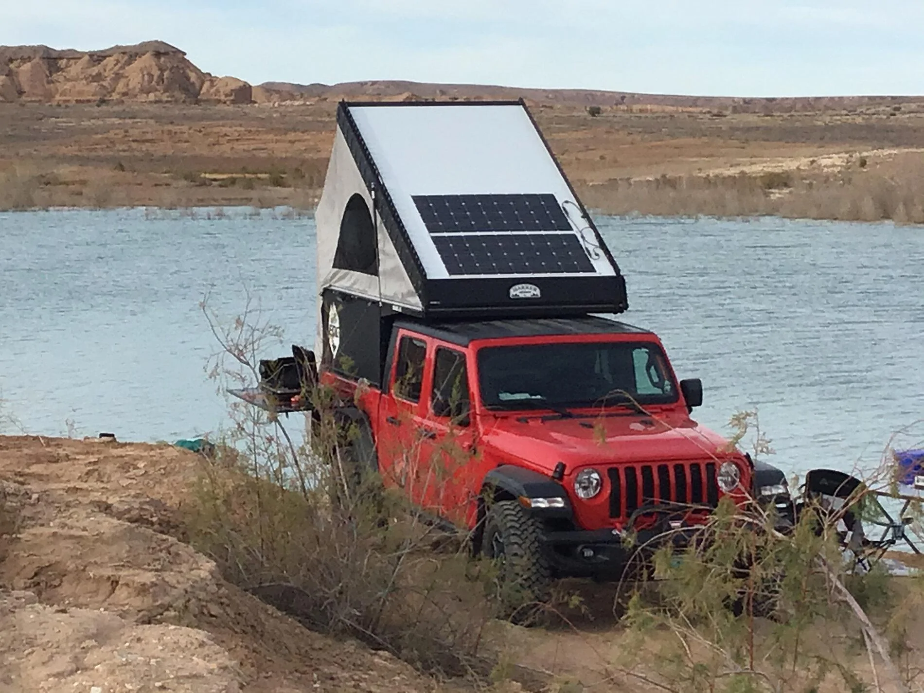Jeep Gladiator Bed Rack, Roof Rack, and RTT Recommendations Please 16952F69-20EA-45B4-B731-BEDECB3A4FA4
