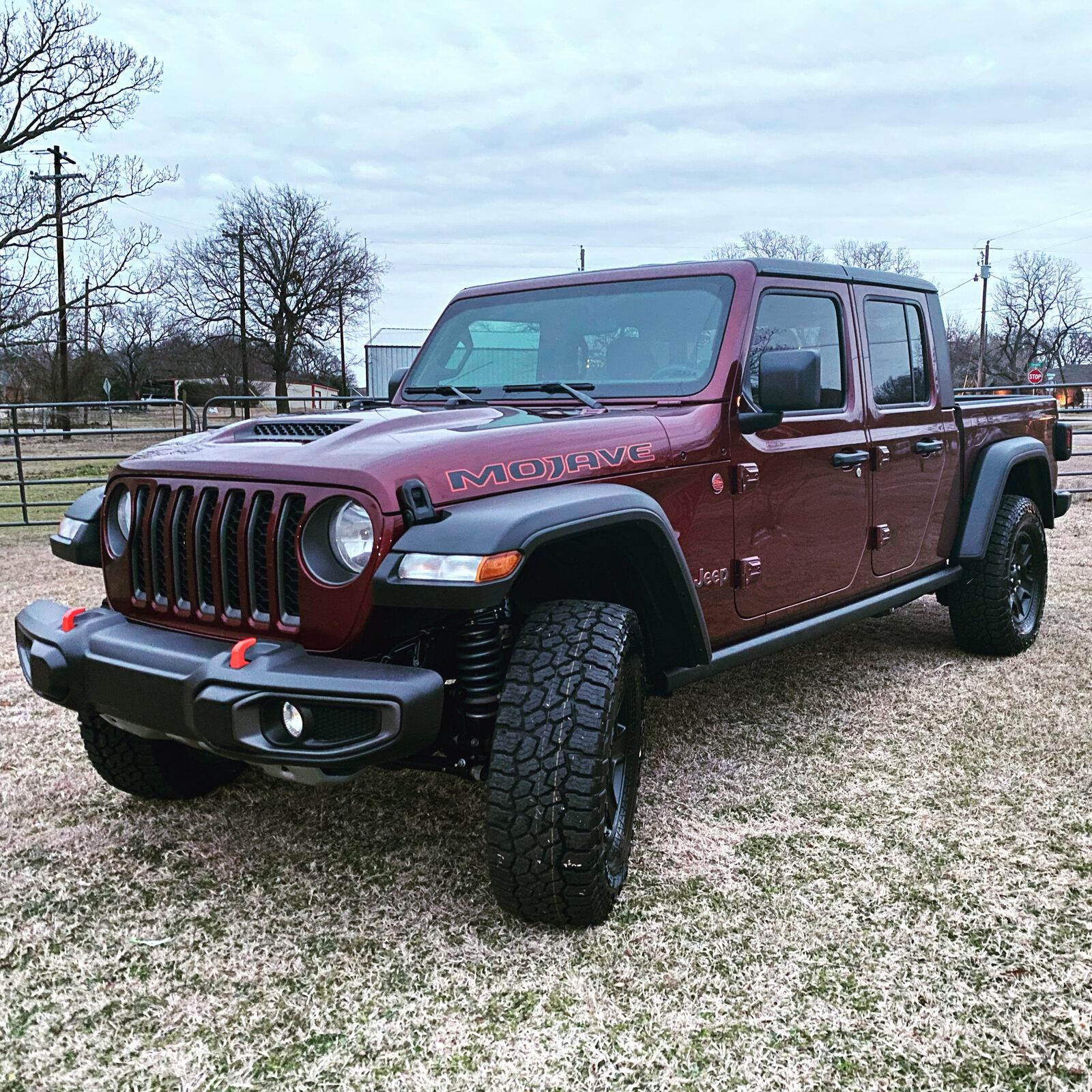 Jeep Gladiator Snazzberry Gladiator JT club 97FDE87D-2CED-4BC5-A20B-1270006F10B6