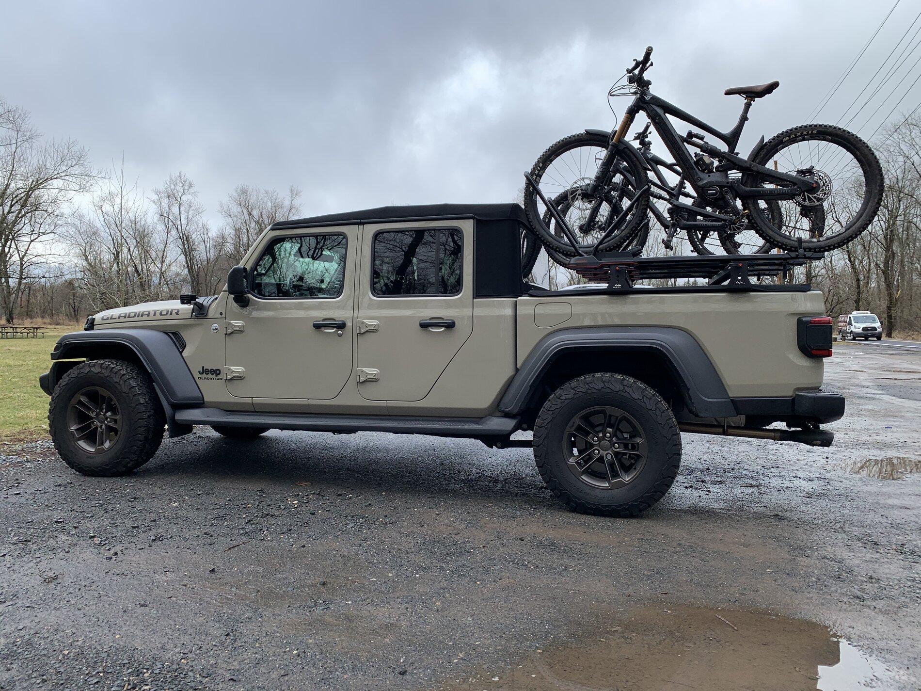Jeep Gladiator Anyone have pics of your gladiator where the back is higher than the front? 6AA13DBD-6B2C-41F6-9E00-B08F46E914AF