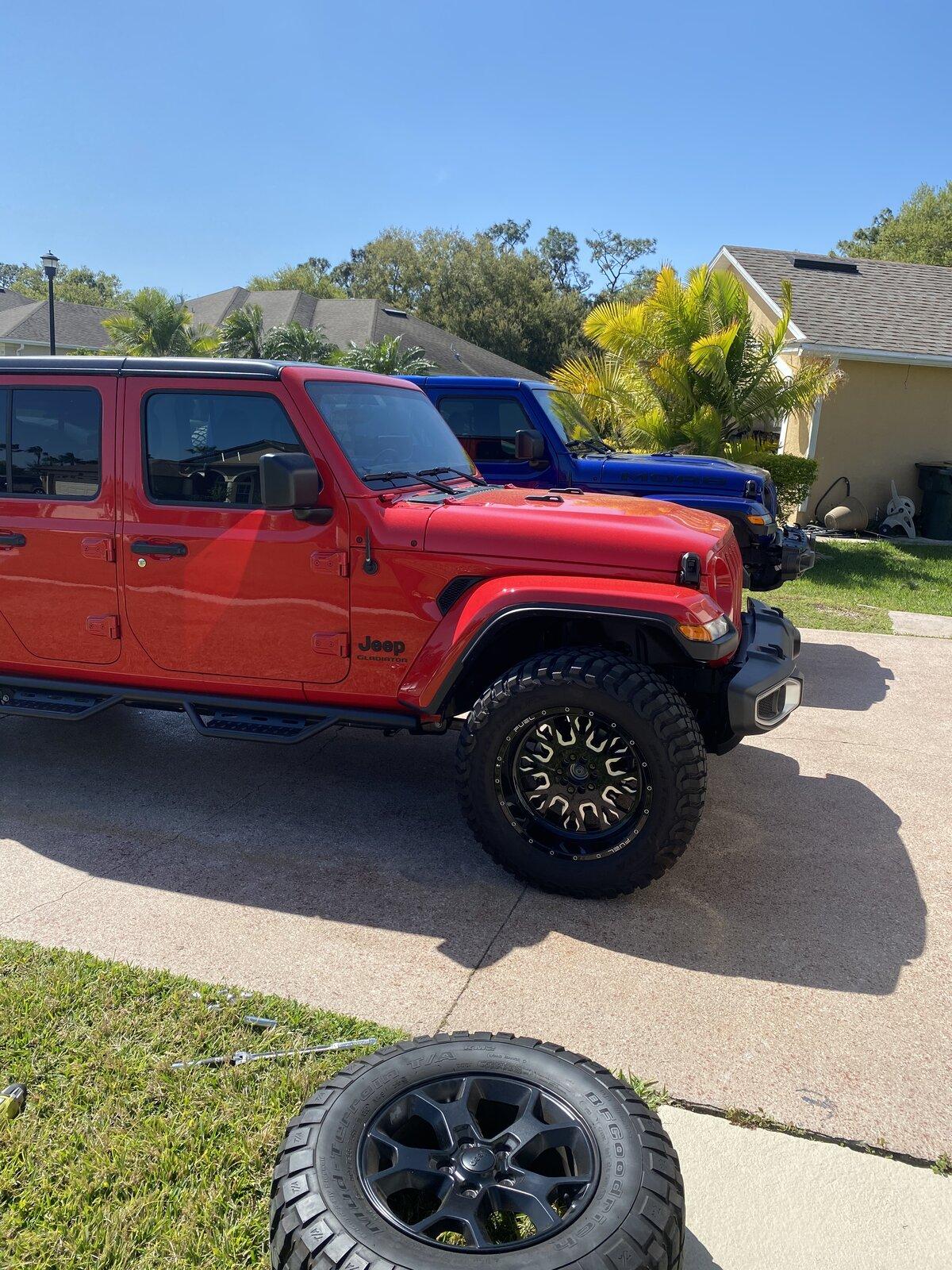 Jeep Gladiator Anyone running 35s on stock wheels without issues? F3D967CA-708B-41B3-9FF2-2BAE49A2E0F9