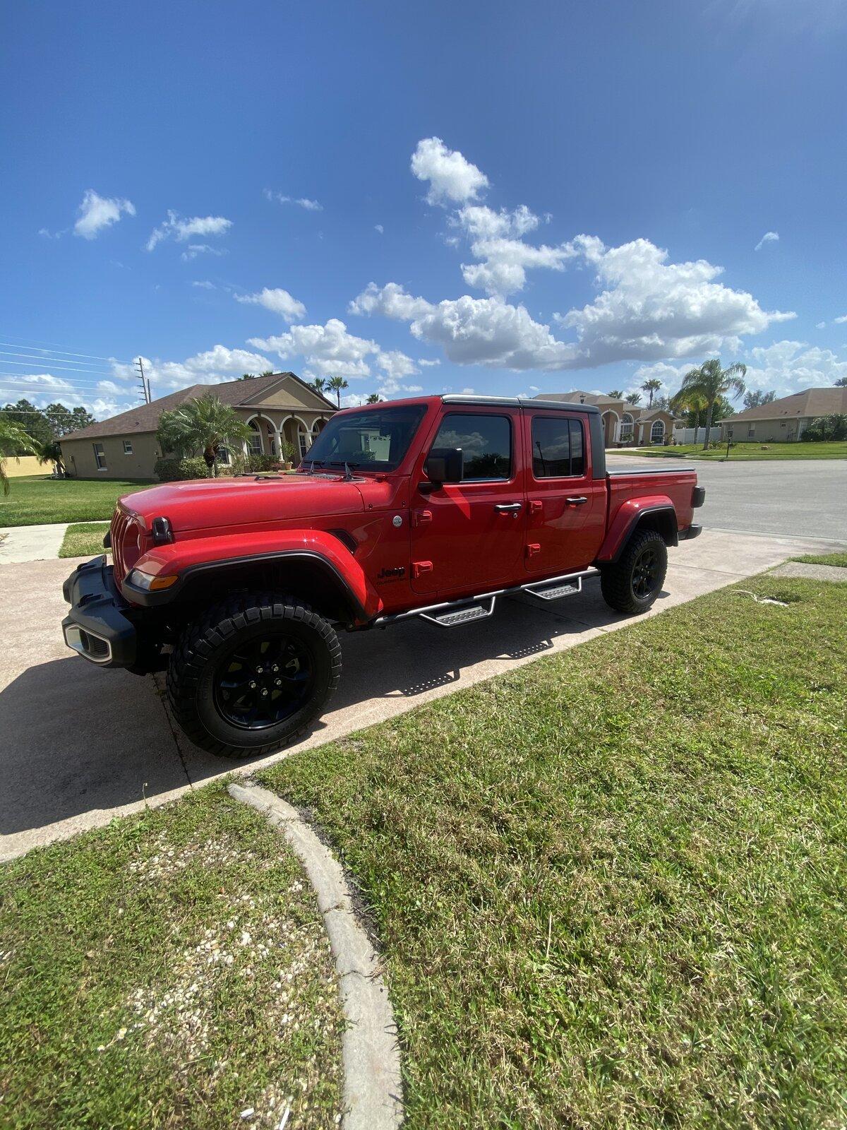 Jeep Gladiator Anyone running 35s on stock wheels without issues? F1C41810-4042-47EA-9C77-063147AA7CC6