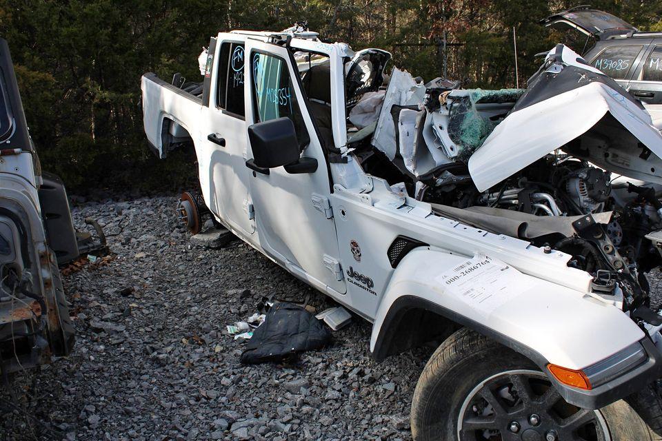 Jeep Gladiator Soft top too noisy above 110mph 3A855558-A5D0-4ED0-A021-5CCCEB1DE2A5