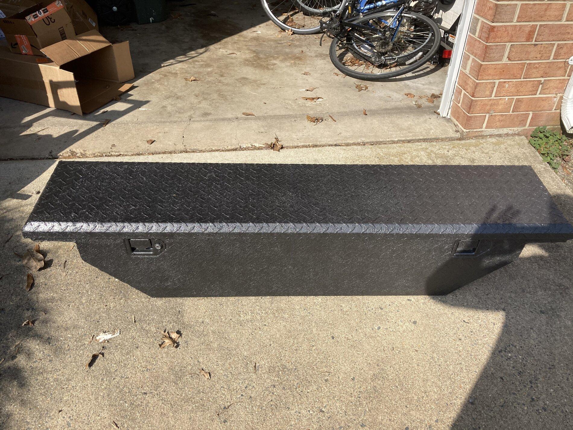 Jeep Gladiator Selling herculiner painted toolbox 3040BEE1-8217-4AC6-9583-AC4D8727693D