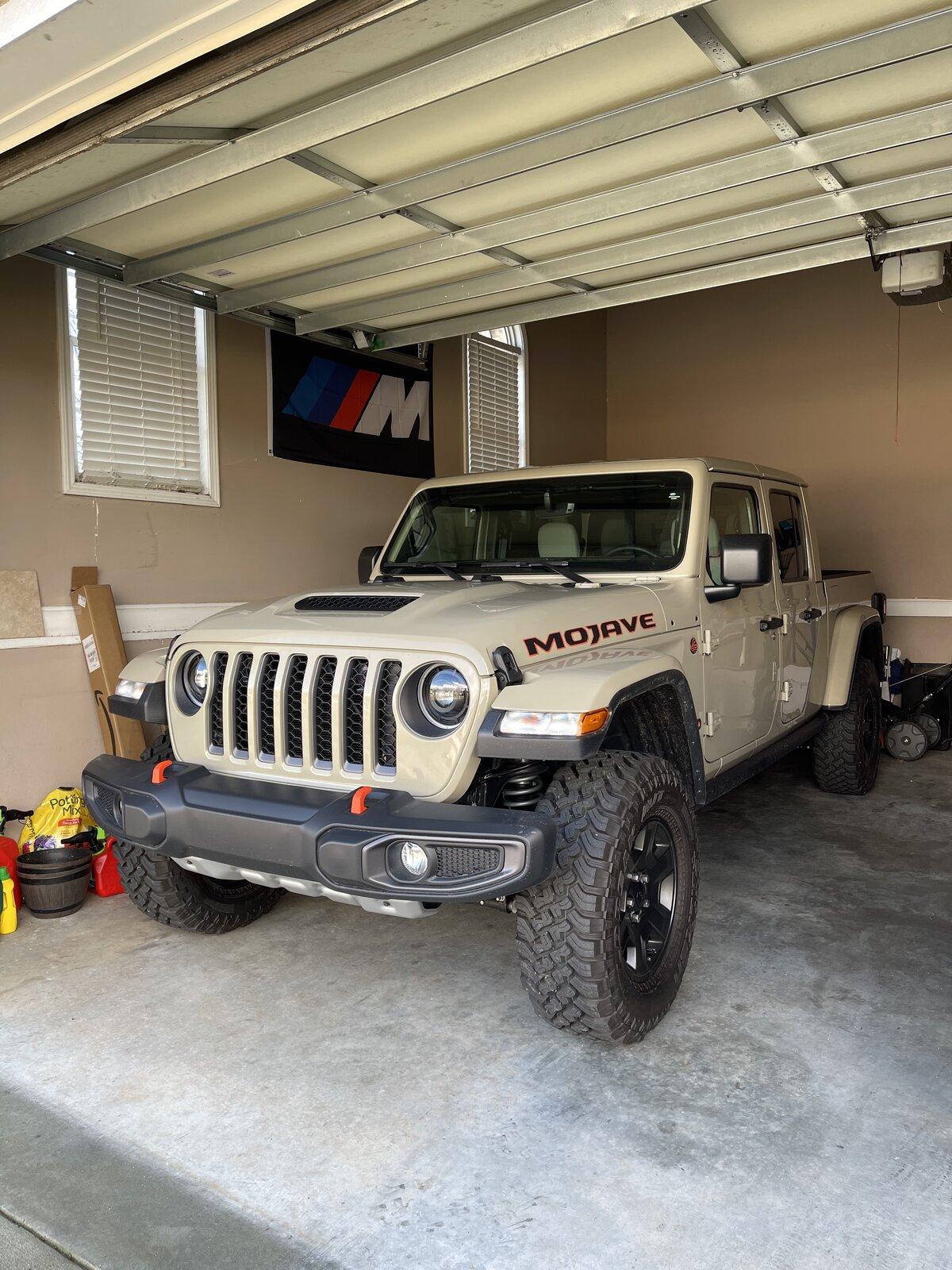 Jeep Gladiator MOJAVE Edition Gladiator JT Club 05C378EF-022C-4650-B2A9-2B4F2F206558