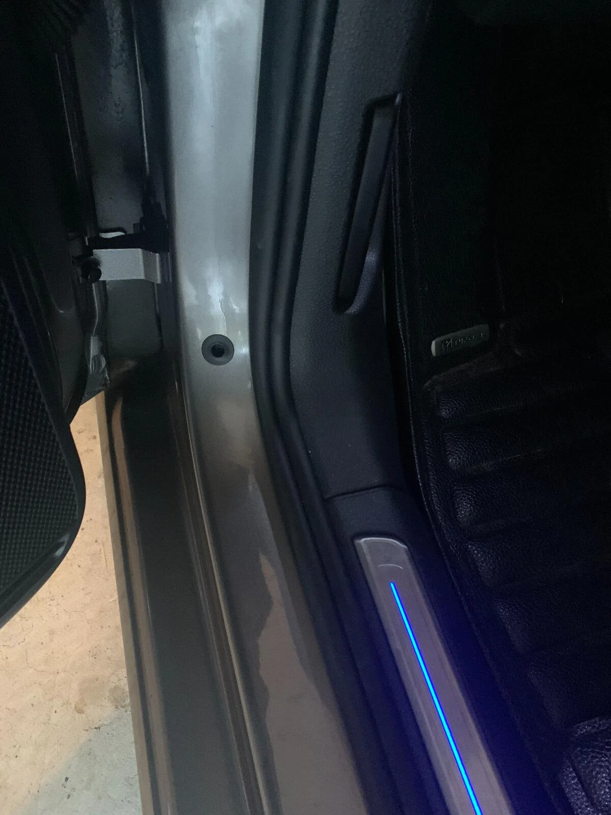 Jeep Gladiator Winterize and Service your Jeep Steering and Suspension before it corrodes drivers_body_panel