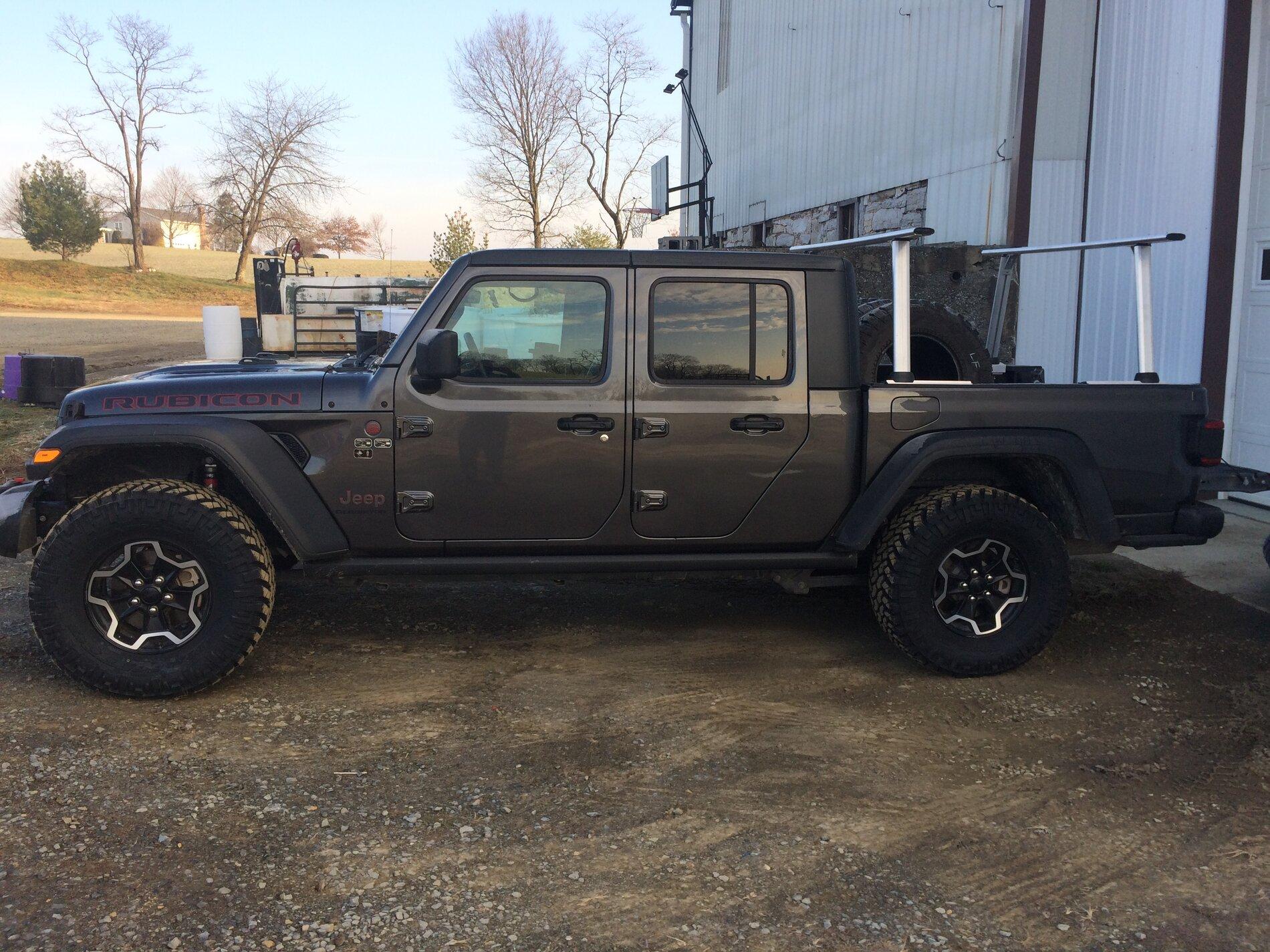 Jeep Gladiator 2.5” Lift With 35’s on Gladiator Rubicon? 62938700224__4D330CD2-3F97-4151-B011-0BBECD3321E3 (1).JPG