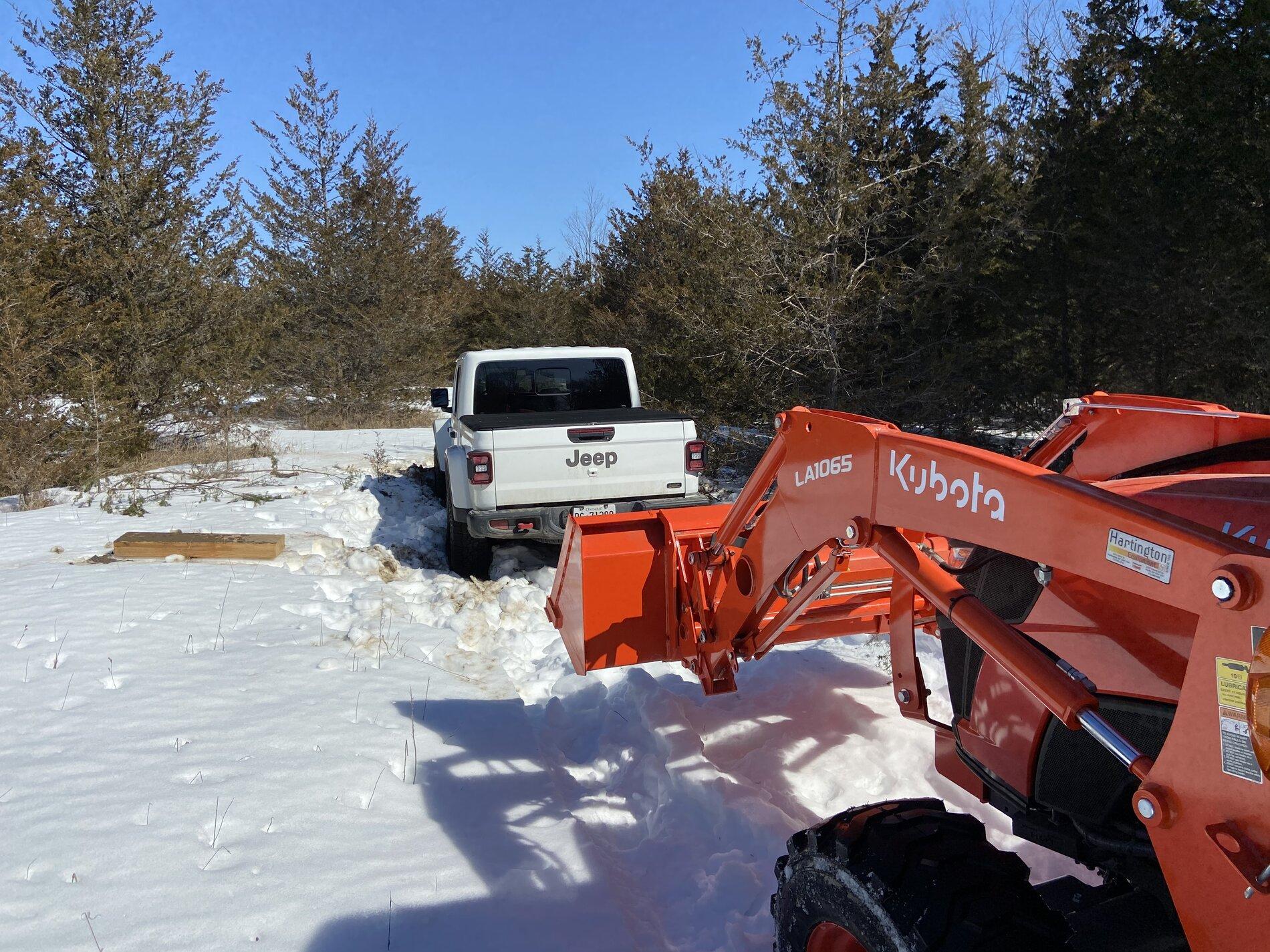 Jeep Gladiator Don’t stop in deep snow to check how deep the snow is. 5ED6E0C7-3AC3-4755-A12A-37E3A4AB7632