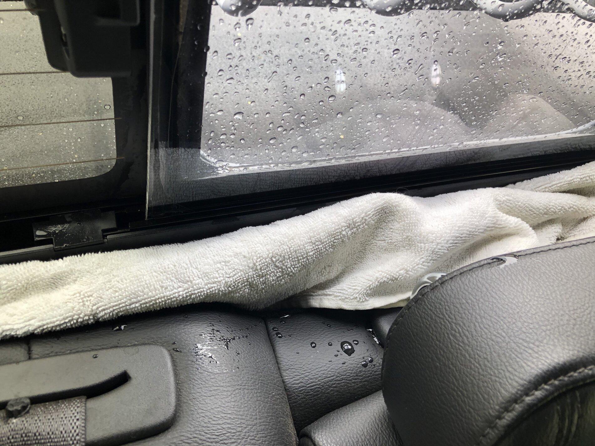 Jeep Gladiator Roof leak in back 459BE6C8-BF19-4670-9095-73B6FBBF35C6