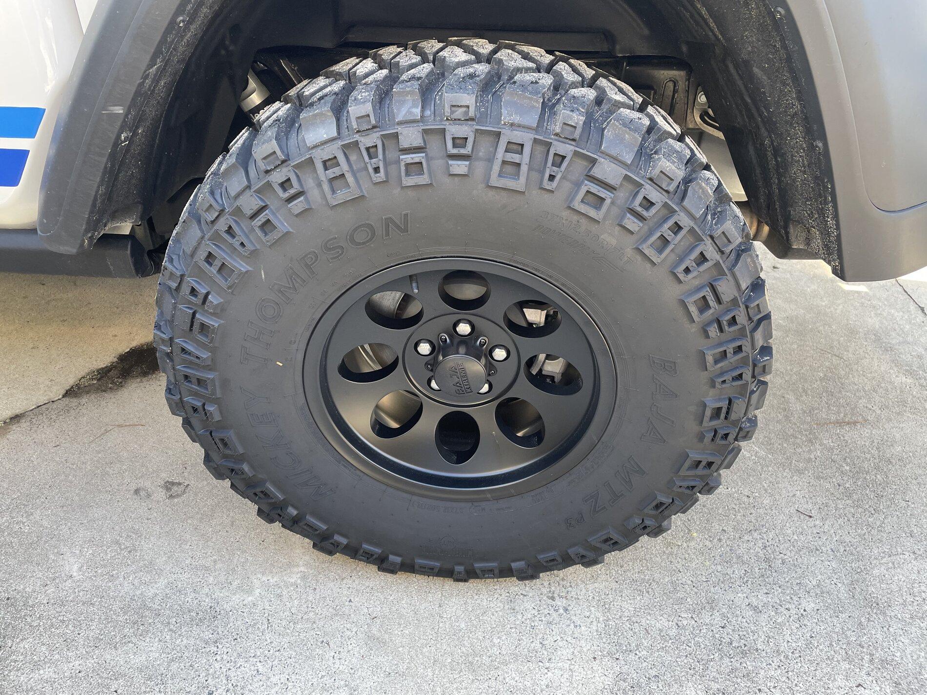 Jeep Gladiator Hundo, 2021 Rubicon JT B2AC2E18-E344-4D4B-942F-FA3F0842E3E7
