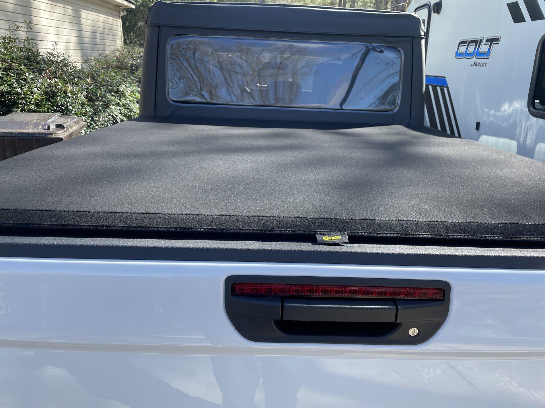 Jeep Gladiator Hundo, 2021 Rubicon JT 82D56210-34A4-4FBF-98D8-AF3C8BD5872E