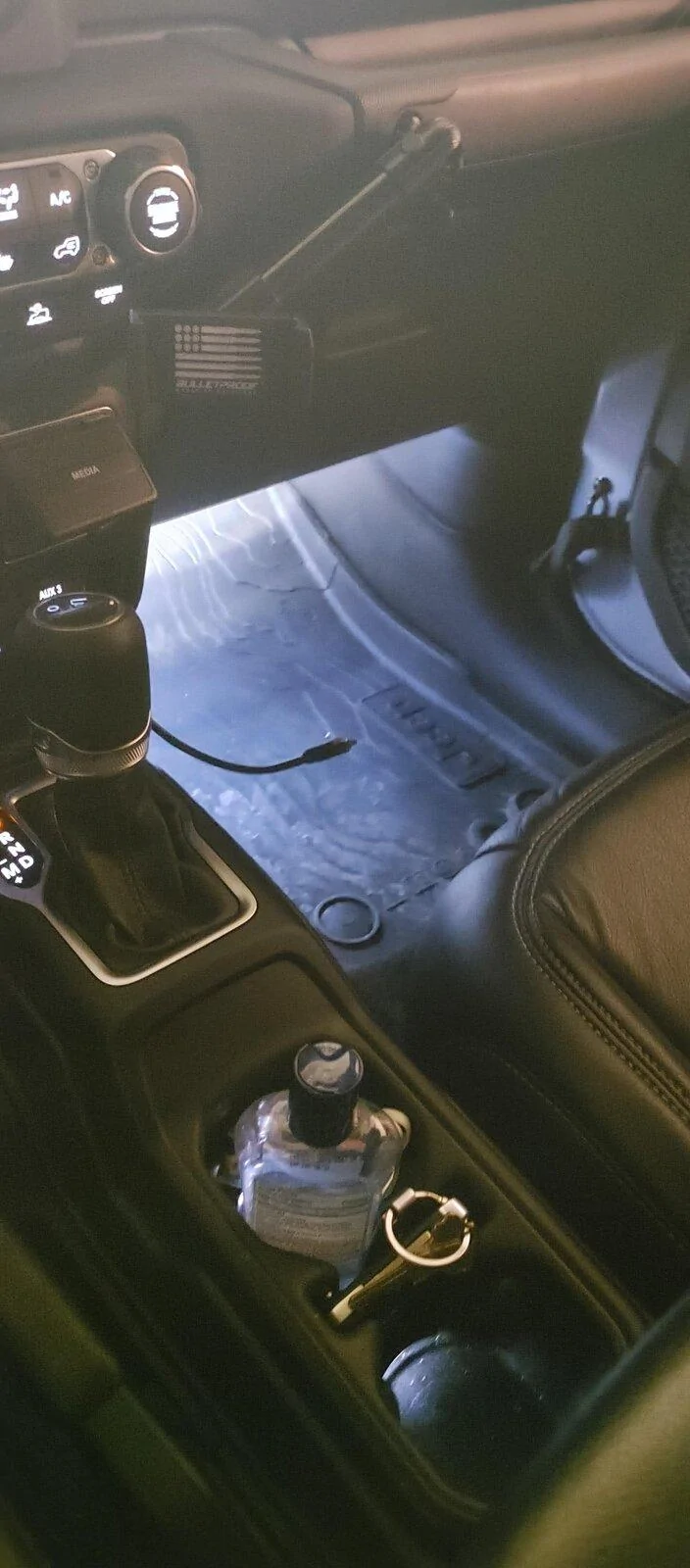 Jeep Gladiator Left Ambient Light knob not working 0225211915_HDR