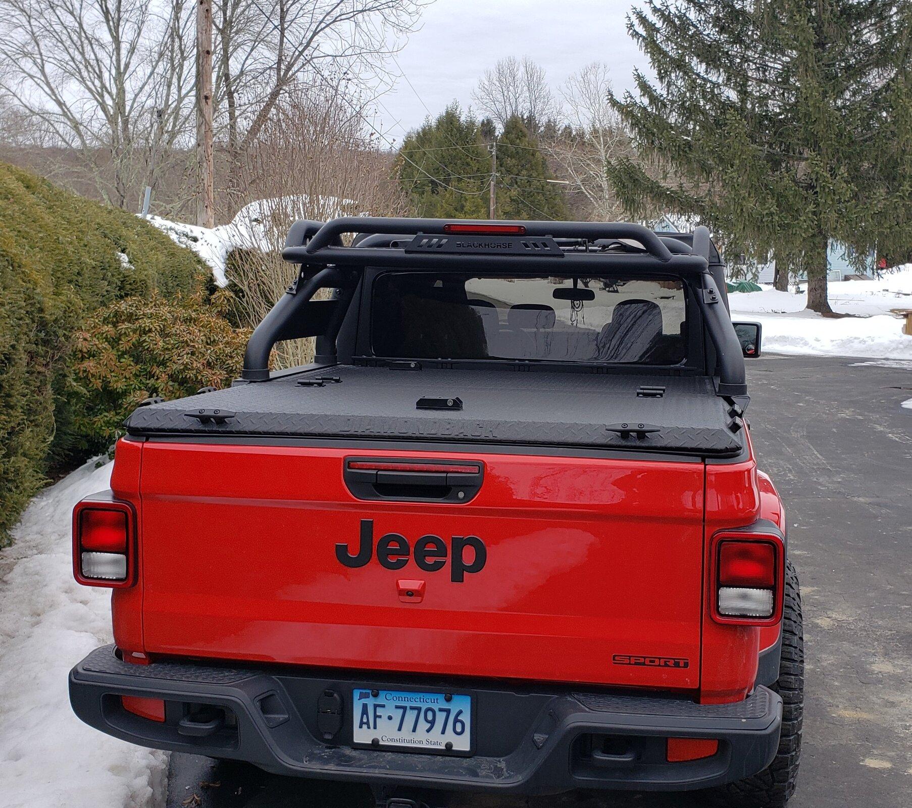 Jeep Gladiator Gladiator with Diamondback Cover and Blackhorse Roll Bar Jeep3