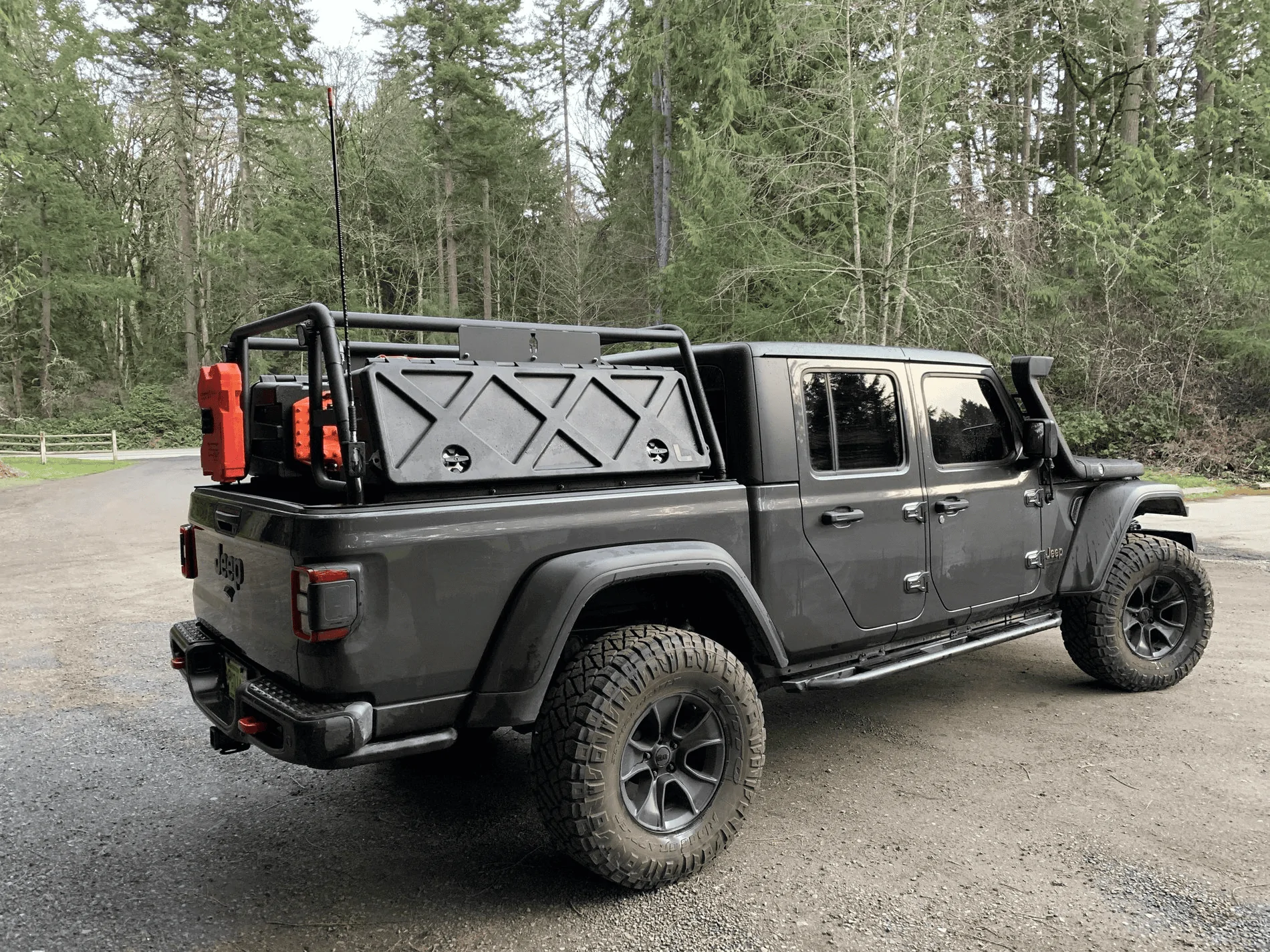 Jeep Gladiator Metal Tube Bed Racks - ideas and options 1615510344058