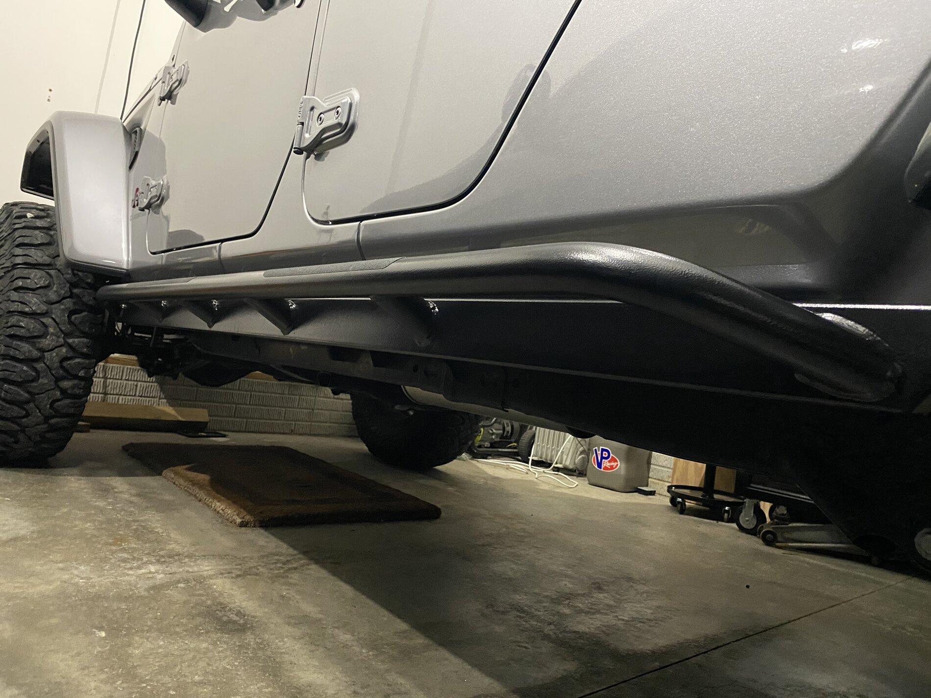 Jeep Gladiator Rock Rails Thread 6DC2E2E8-9C59-46D1-97B2-2B4F4CB3C083