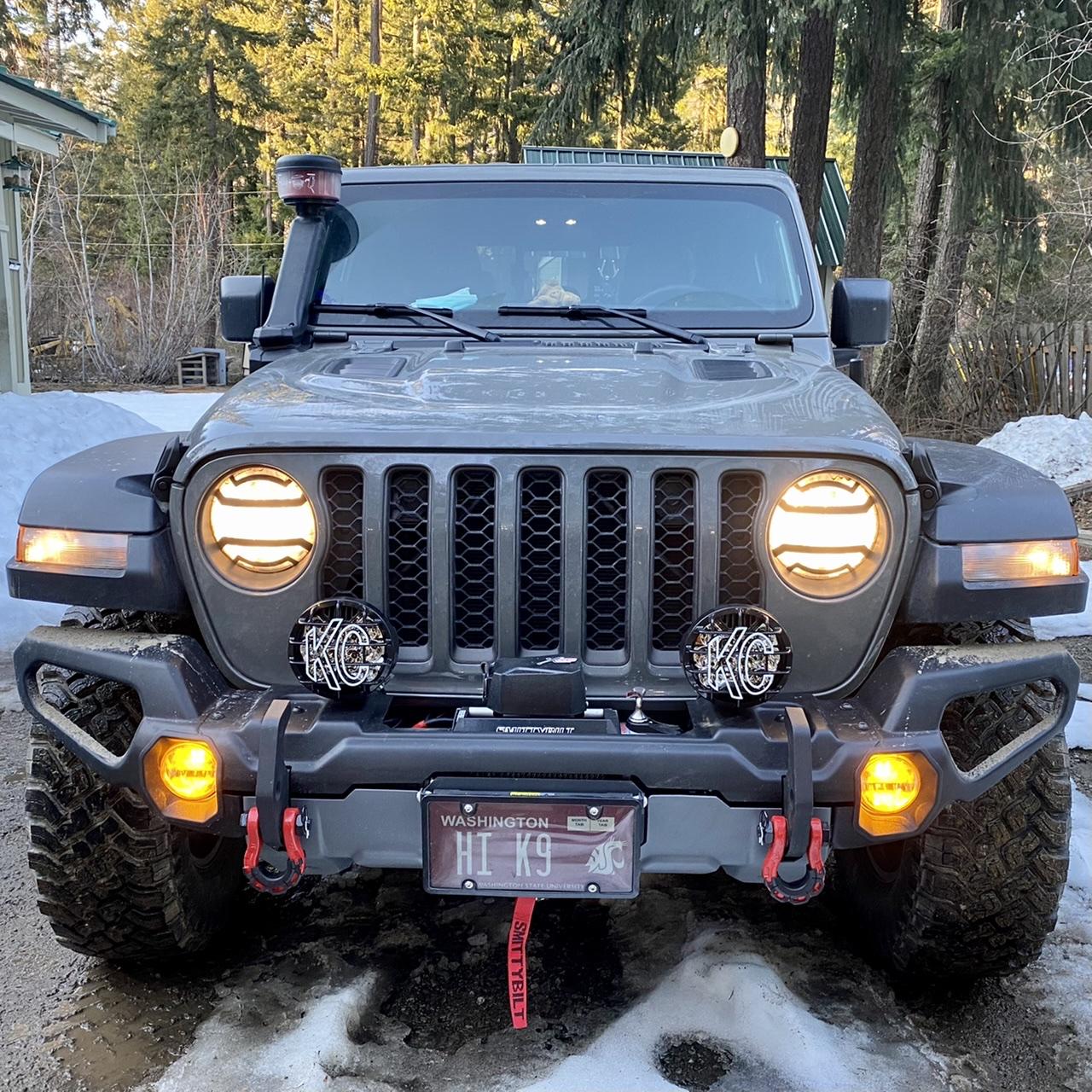 Jeep Gladiator Rubi Rhod - A 2020 Gladiator with flair for the overland-dramatic 3C8C67AB-E859-4D8E-8A33-3D77ABDE9AC9
