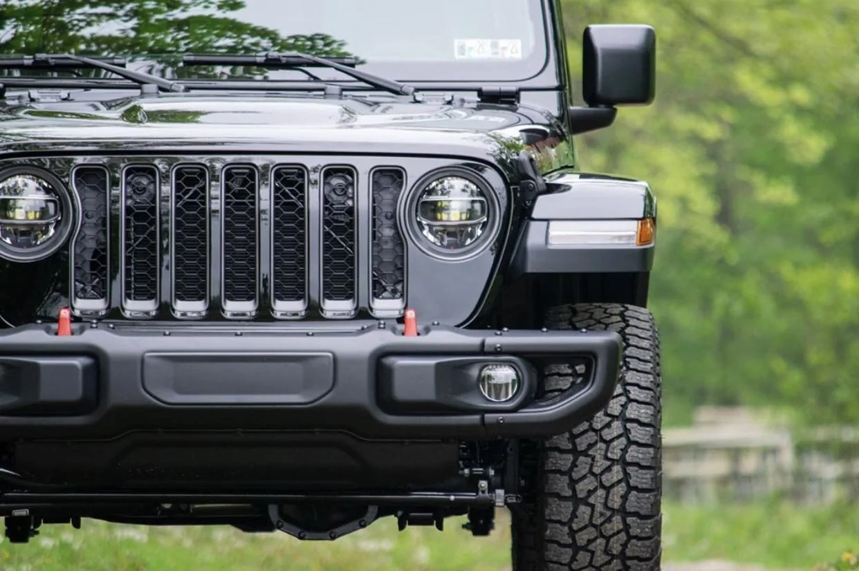 Jeep Gladiator BLACK Gladiator JT Club 88DB52B4-AE20-45D8-95E6-1249E6B31B0C