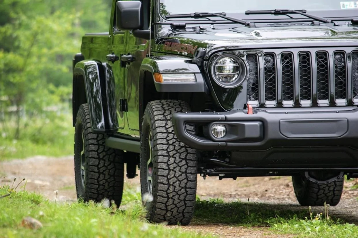 Jeep Gladiator BLACK Gladiator JT Club F3C0DD17-4620-4E2F-B05D-076BBB23C790