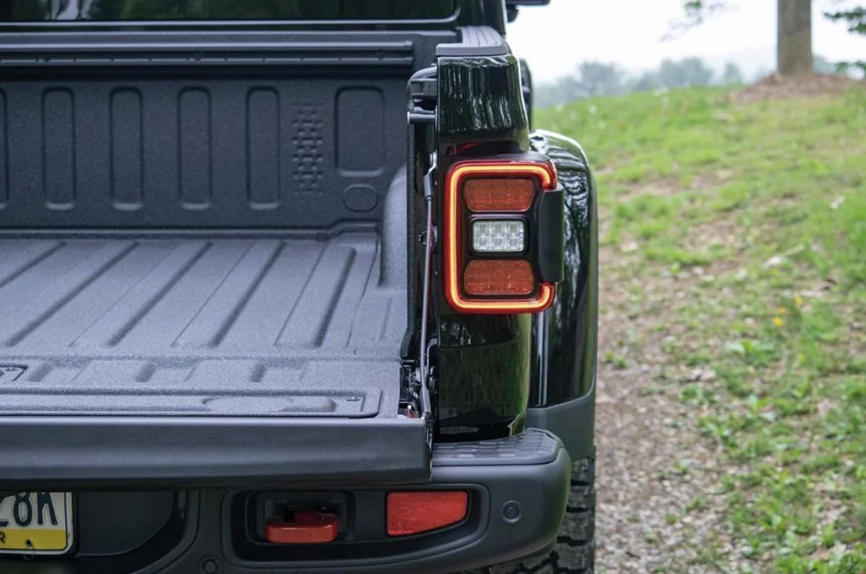 Jeep Gladiator BLACK Gladiator JT Club FD89B752-D484-466B-99A4-F7EE50DEFCD1
