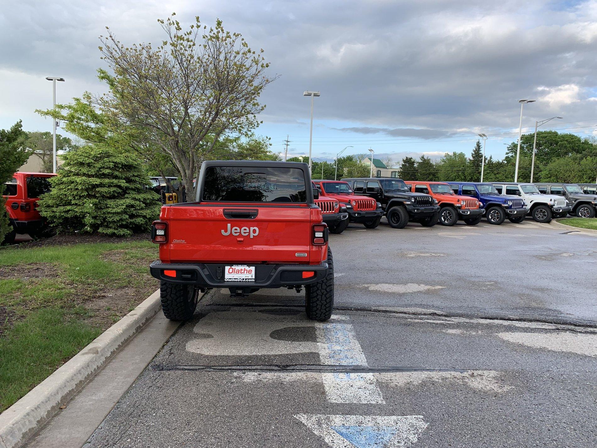 Jeep Gladiator HELP!!! I'm so confused...POLL!!! 55FAAF3F-FECF-4D28-BE93-7EEBB56CFEDA