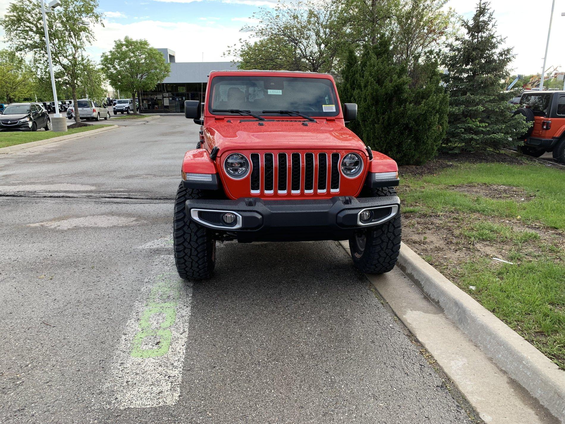 Jeep Gladiator HELP!!! I'm so confused...POLL!!! 2EAA1E77-3A66-42F2-B1A6-0886204E1DB4