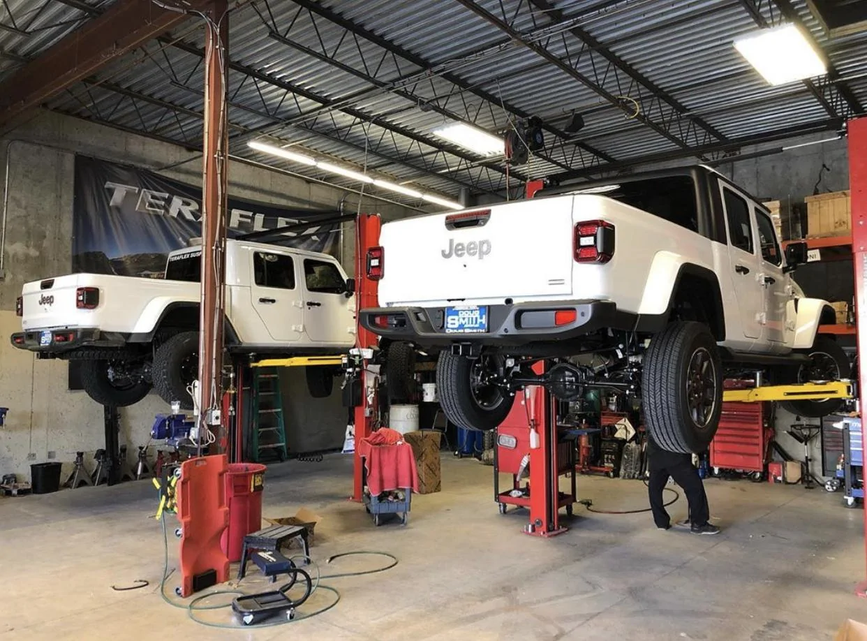 Jeep Gladiator BRIGHT WHITE Gladiator JT Club 8D79B28D-4BD6-4D6A-B449-AA0E4B05AADD