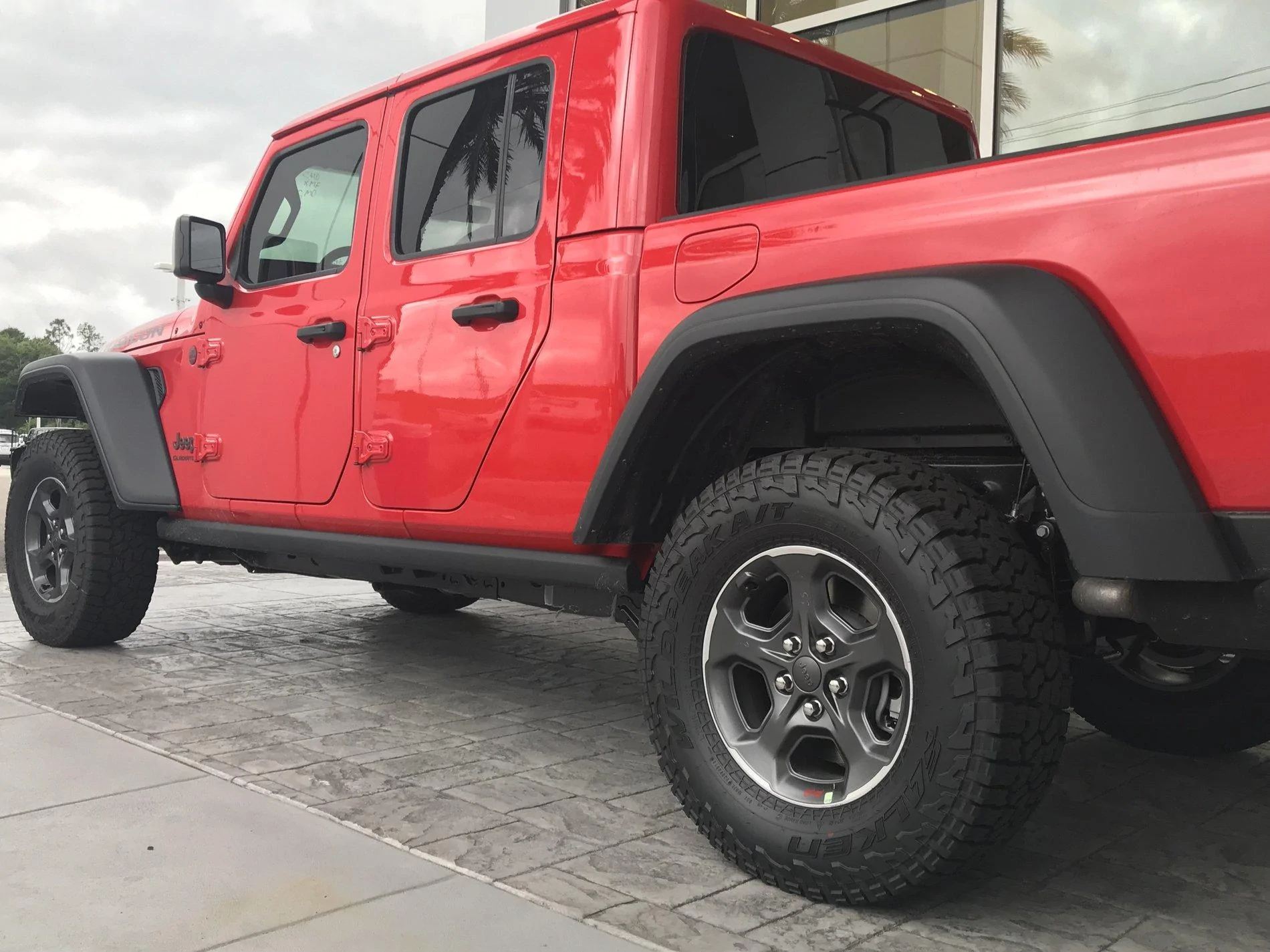 Jeep Gladiator FIRECRACKER RED Gladiator JT Club BCEFC46F-9E8F-4BF8-92E2-6DF1BC8ADEDC