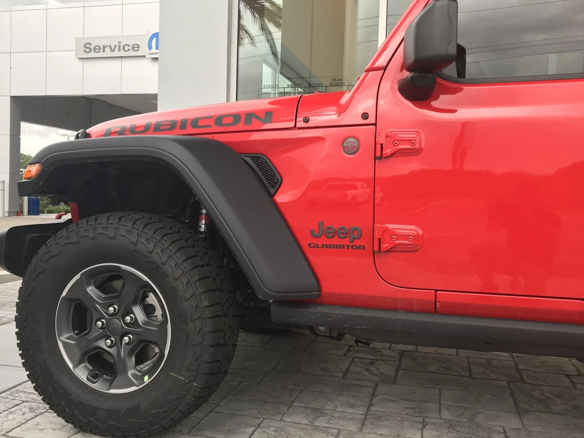 Jeep Gladiator FIRECRACKER RED Gladiator JT Club 2D500618-0D3D-4438-B405-CE65BCB8A9C2