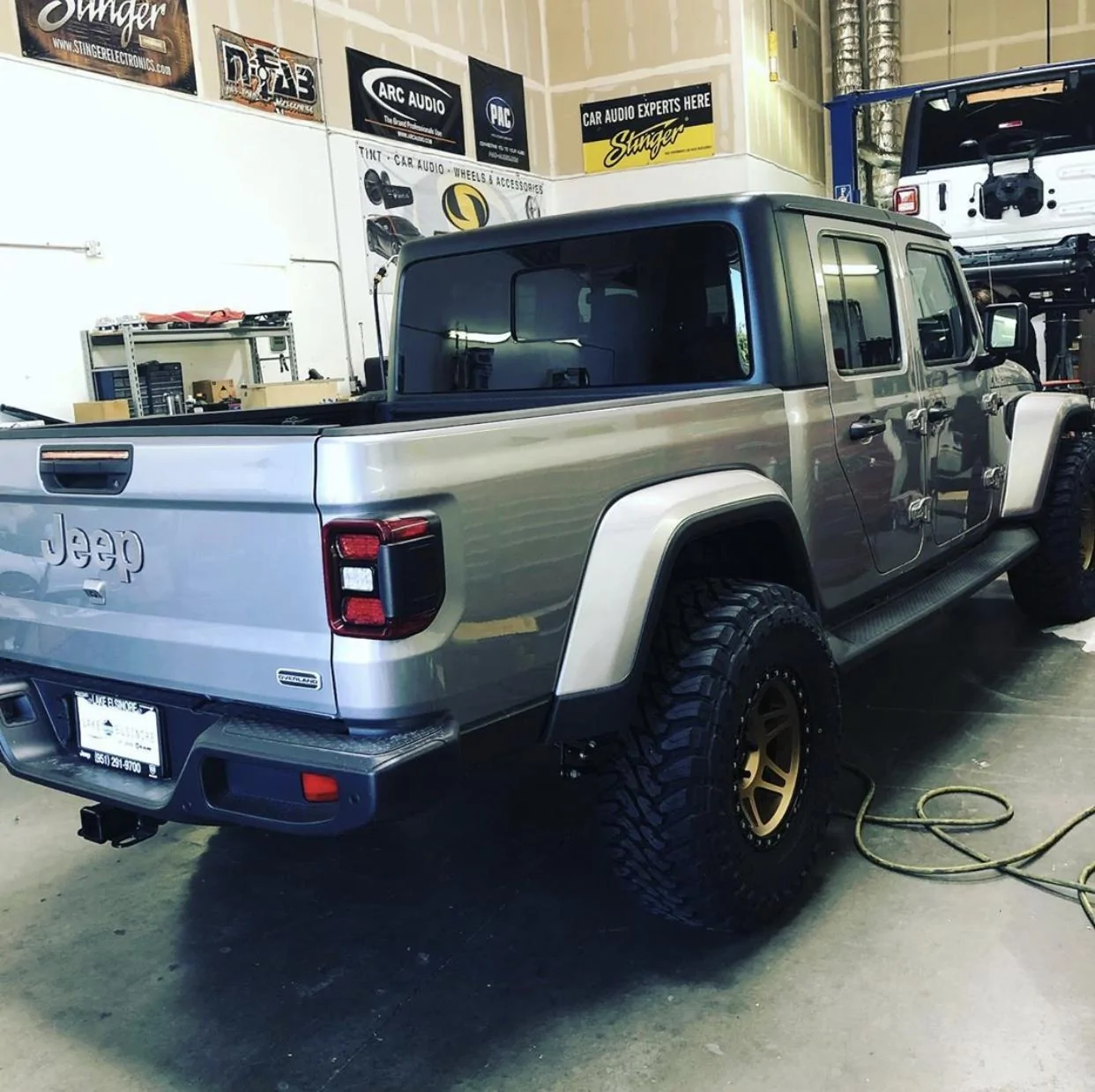 Jeep Gladiator BILLET SILVER Gladiator JT Club 7F8F187C-93B0-4ECF-A259-CB6B74159280