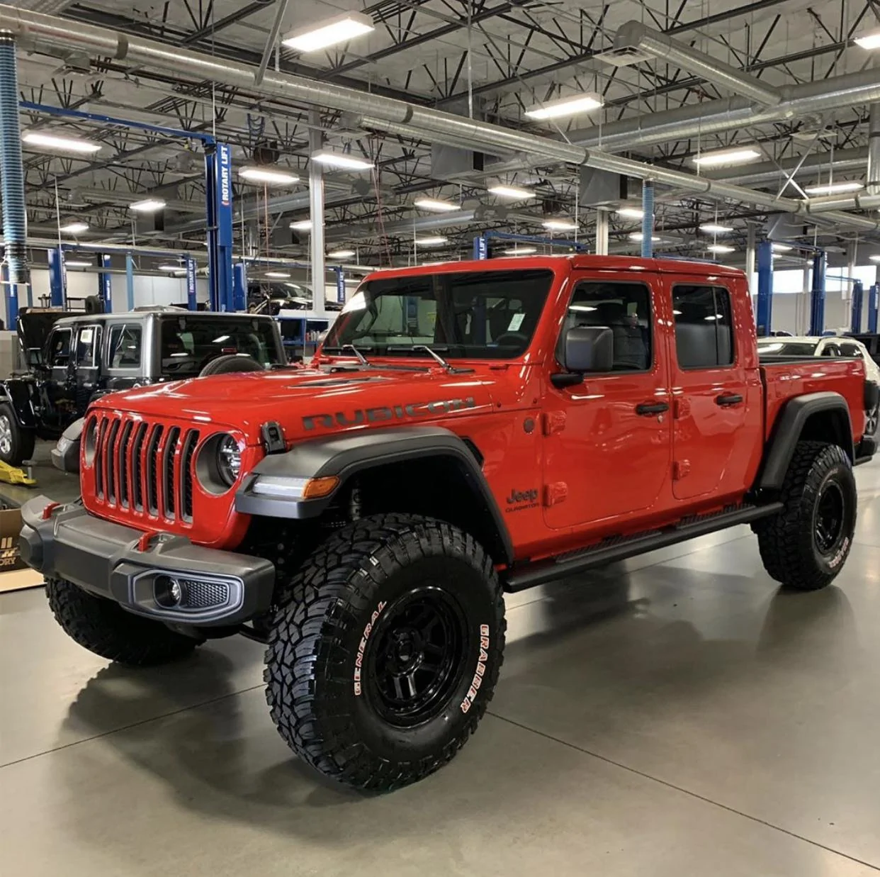 Jeep Gladiator Gladiators on Mopar 2" Lift Kit DE3FF165-0E5B-4159-9252-7A223A7C482F
