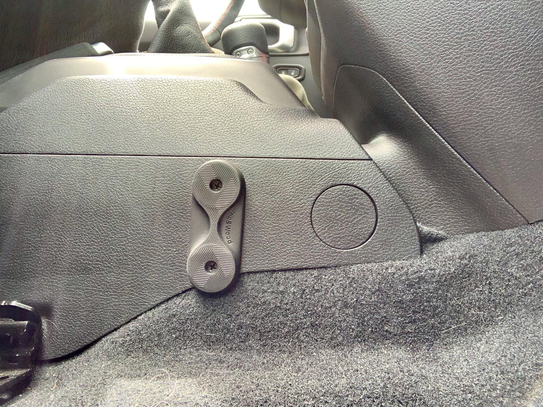 Jeep Gladiator Interior shots? 448464E9-948F-4779-9125-477079E48A94