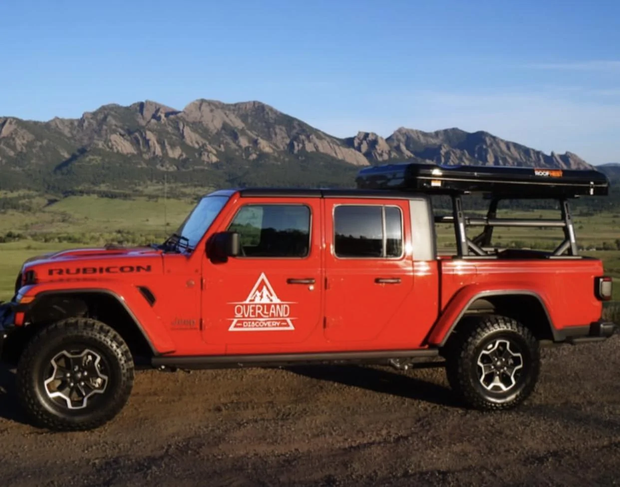 Jeep Gladiator FIRECRACKER RED Gladiator JT Club F295F3A2-E5EF-416B-A6DE-481A78B06E2B