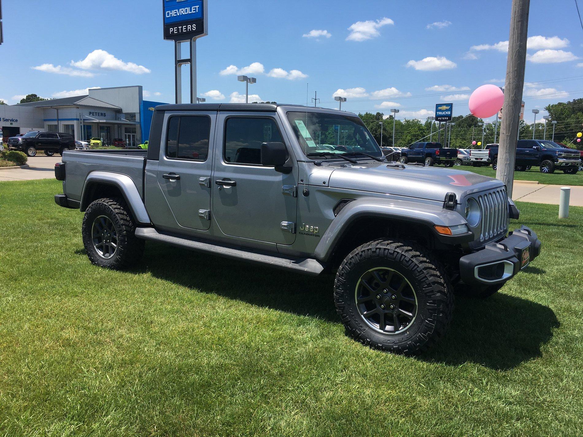 Jeep Gladiator Rough Country Gladiator 2.5in Front lift kit 399D2967-747E-43D9-84F9-C636DA314192