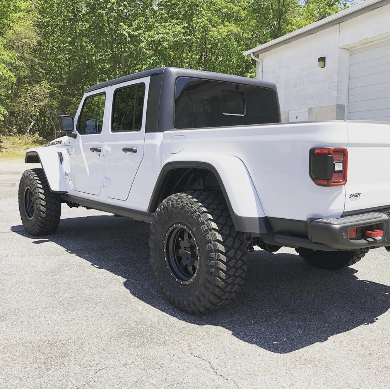 Jeep Gladiator Gladiator Lift Kits 291C6028-44AA-4435-ACB5-4CA9F2027347
