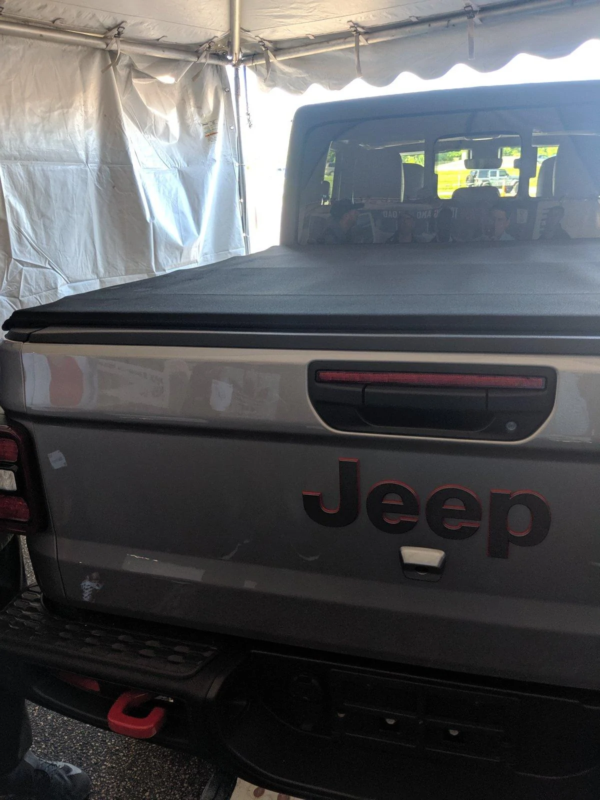 Jeep Gladiator Pics from ride and drive dealership event MVIMG_20190514_093619