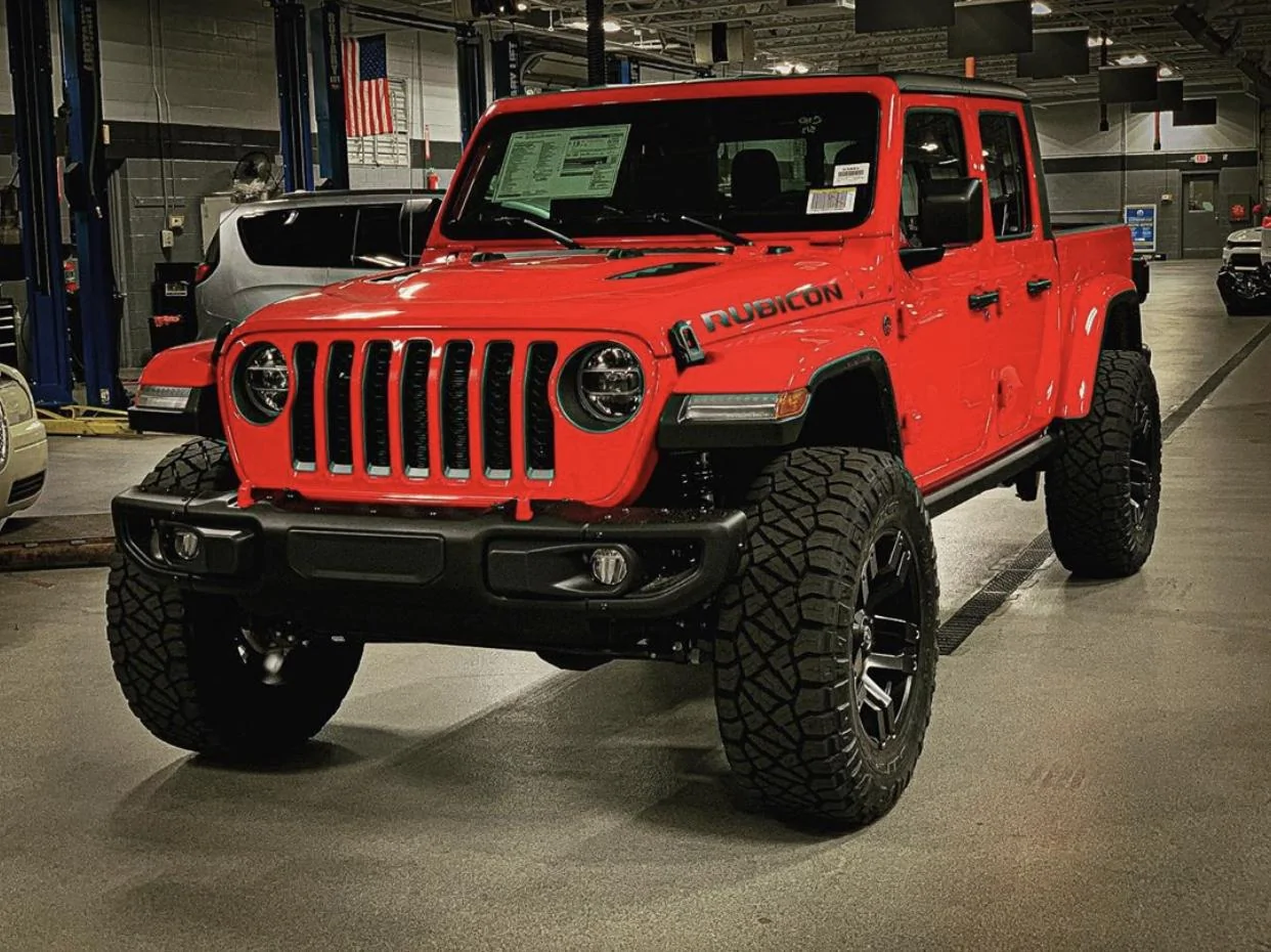 Jeep Gladiator FIRECRACKER RED Gladiator JT Club 7FDB2594-6620-4BDB-94B9-71A5EBF24D9B
