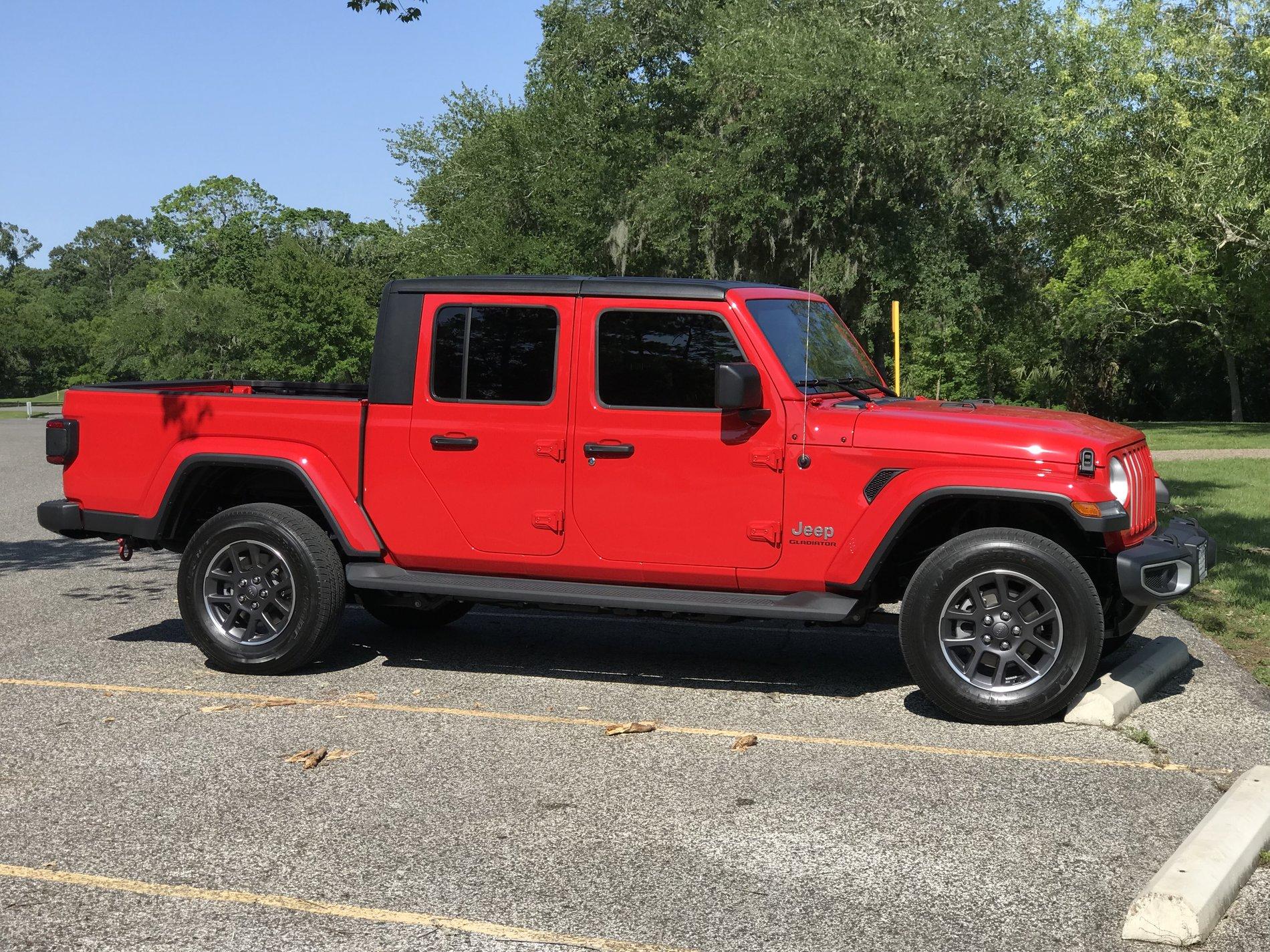 Jeep Gladiator I picked up a Overland 394E2423-483F-4CA3-9969-466354DC7846