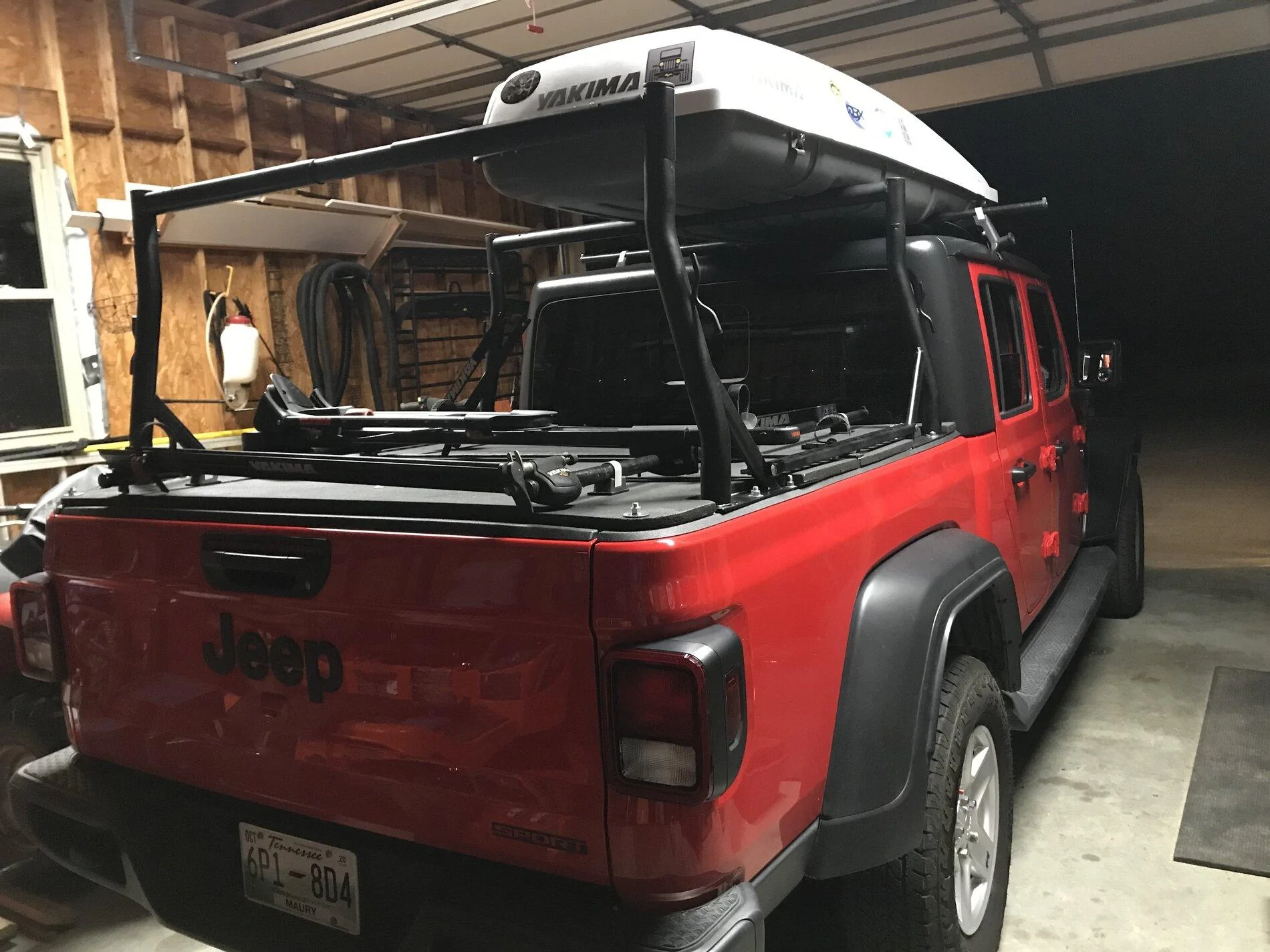 Jeep Gladiator Show me your rack CE6861BA-1561-4EA9-AC43-CAE9C28CC117