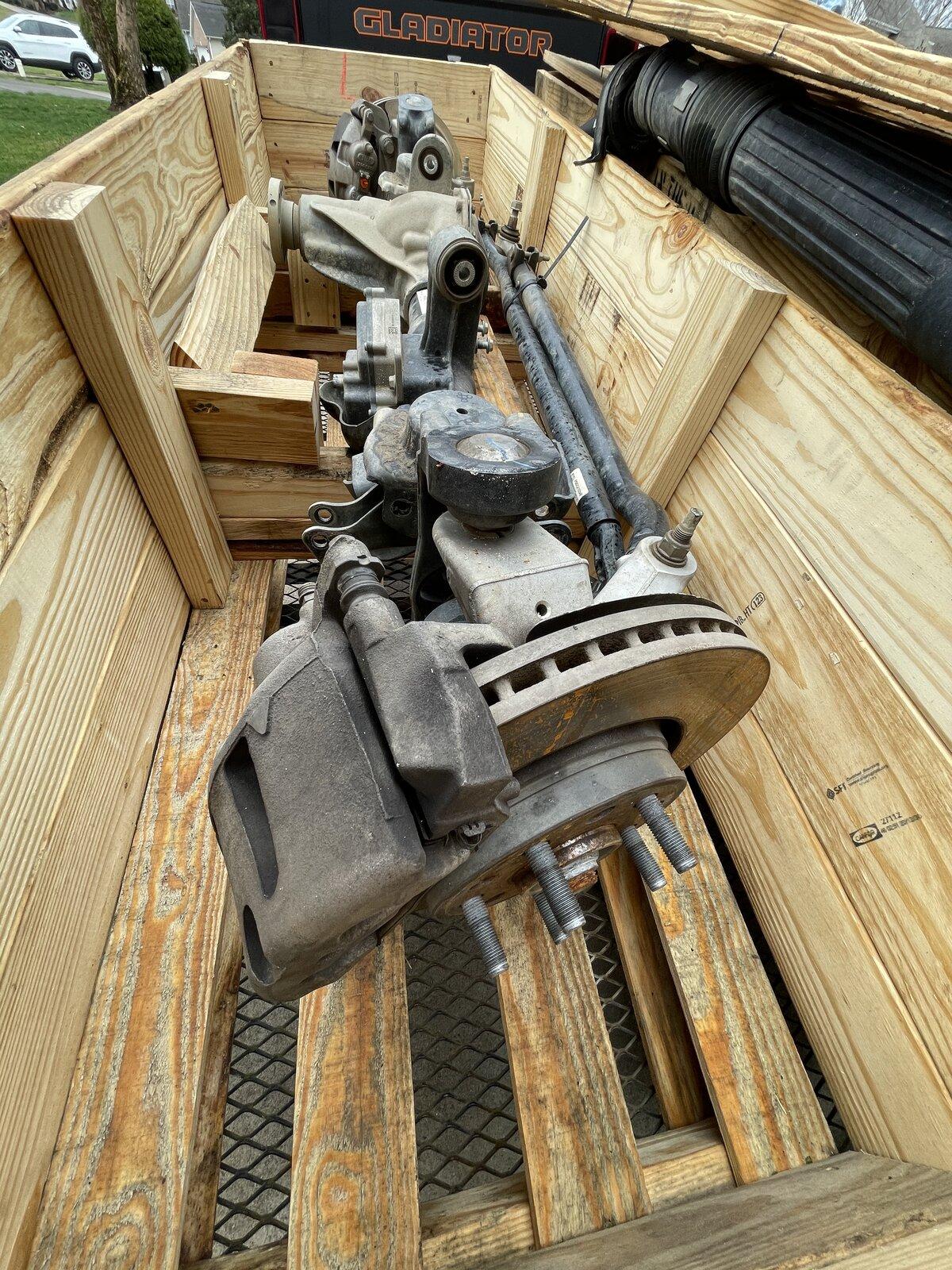 Jeep Gladiator Sport s Dana 44 axles $2500 AAE2CDF7-A051-4022-95B6-6399C83F7C42
