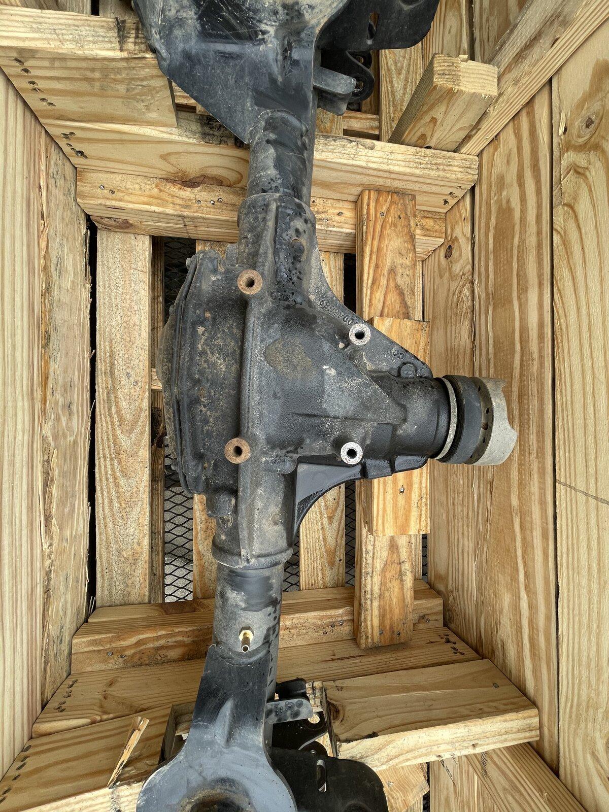 Jeep Gladiator Sport s Dana 44 axles $2500 B6C6E7BD-E651-449E-8F17-CFF930A97F24