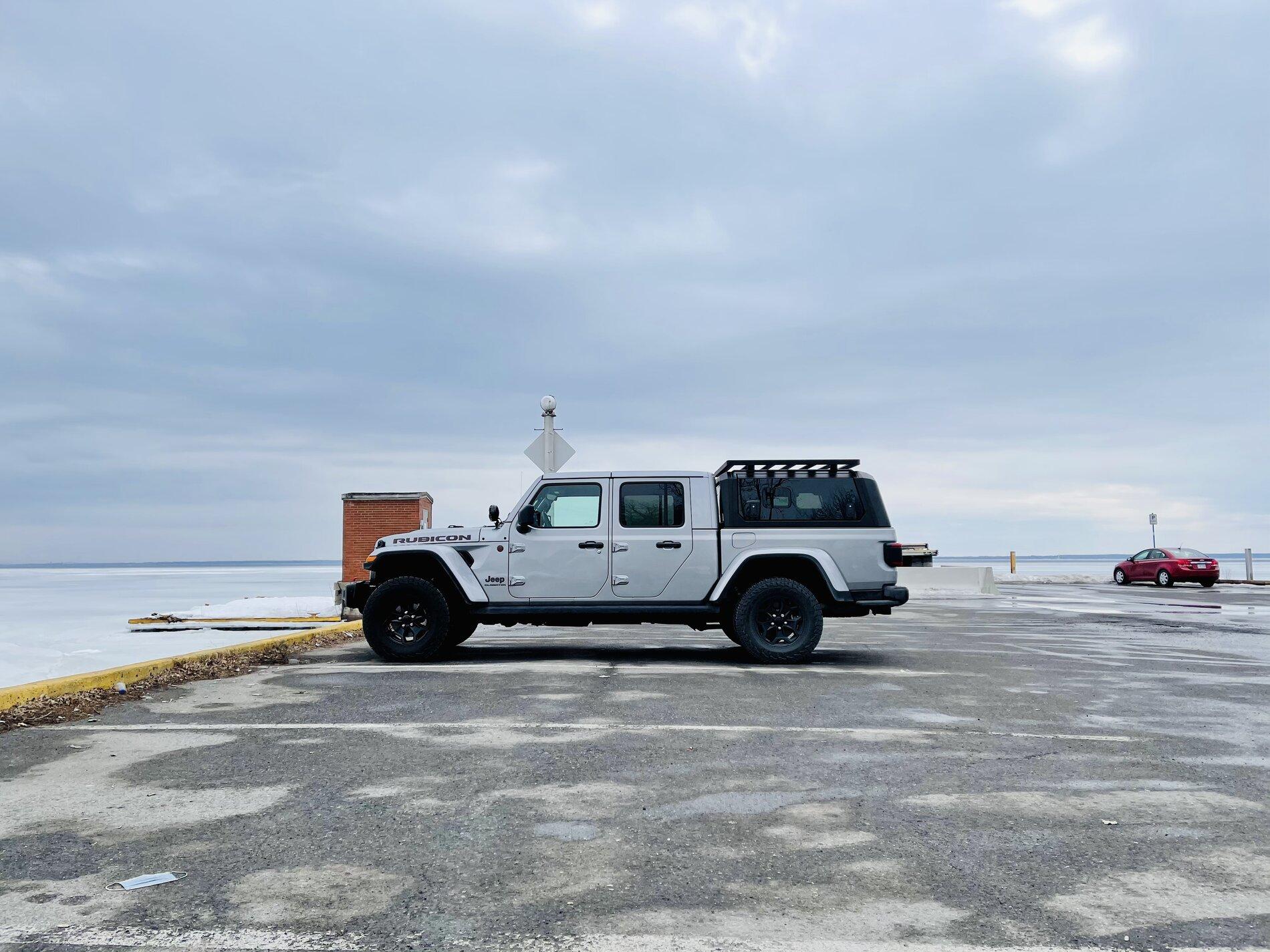 Jeep Gladiator The first rsi smartcap on Gladiator in eastern CANADA. LOVE IT! RSi SmartCanopy 9F3F215A-F9DE-4215-BD00-96A905459DA1