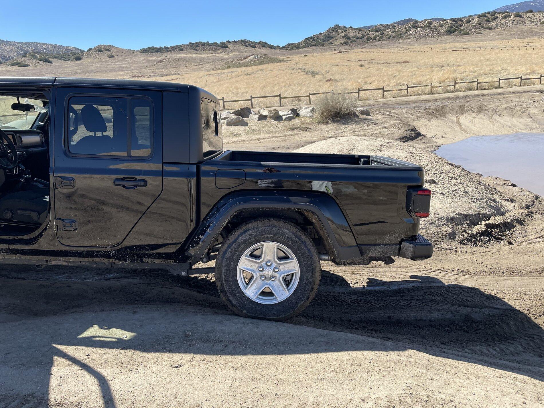 Jeep Gladiator First day off road - Hungry Valley IMG_0309