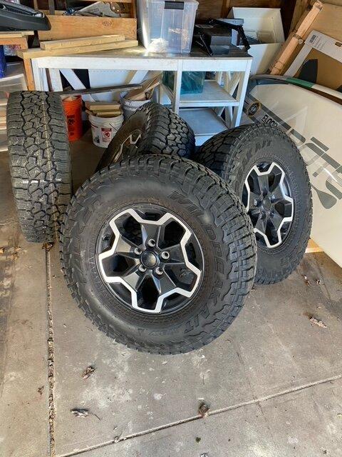 Jeep Gladiator Rubicon Wheels/Tires for Sale - MI image1 (1)