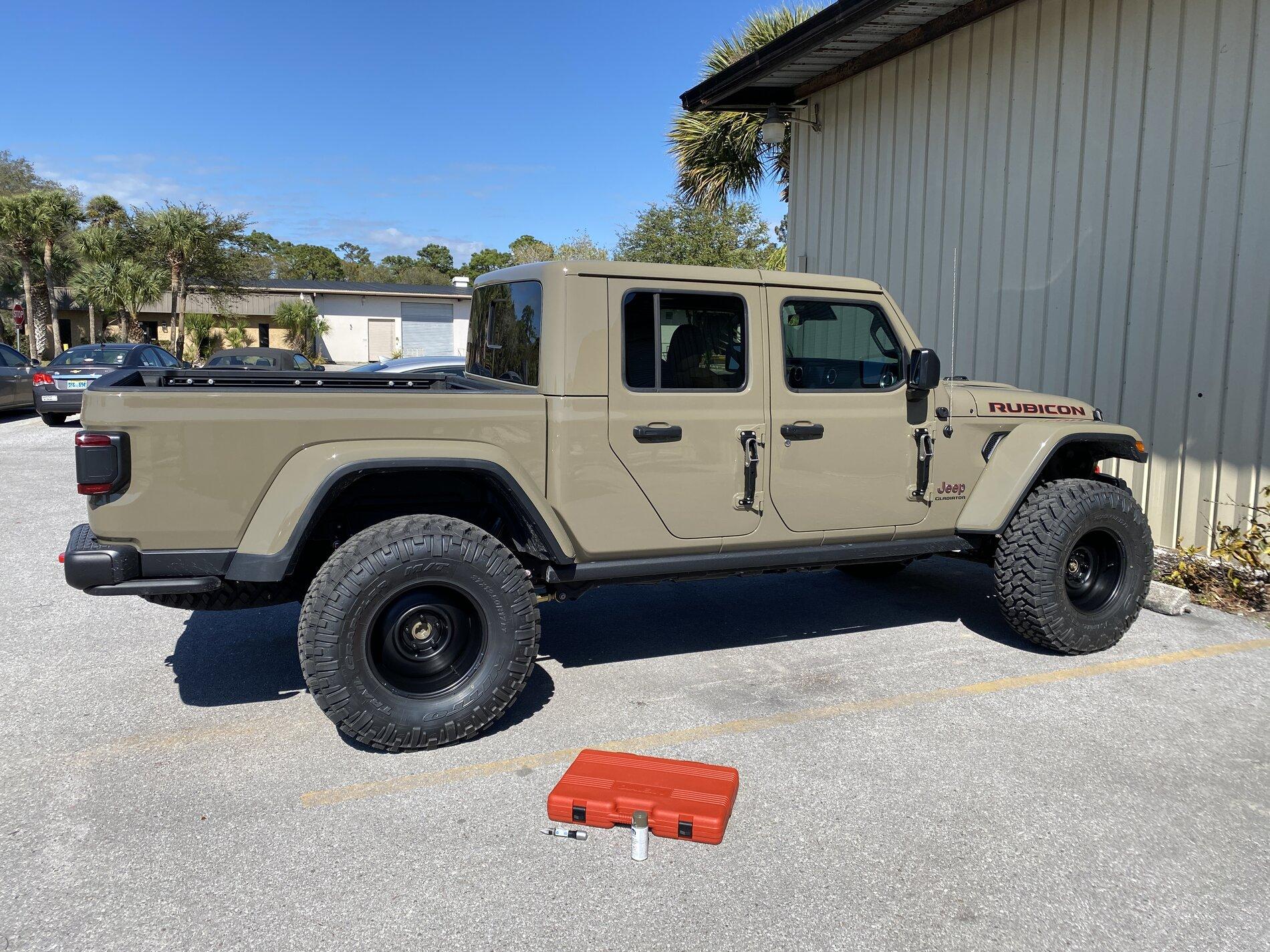 Jeep Gladiator MC 3.5 GC with constant load? IMG_0470.JPG