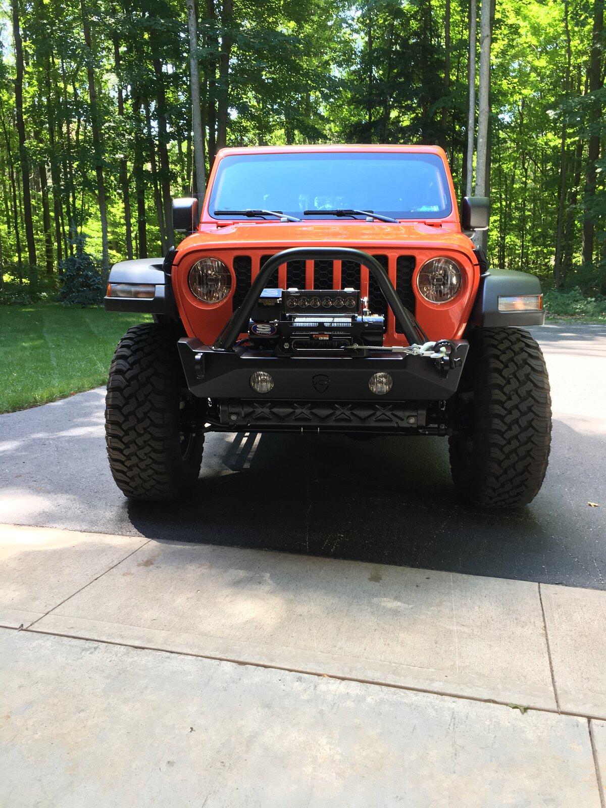 Jeep Gladiator Anyone installed Rubi front fenders on Sport? 0C7CCD5F-F83F-4C09-9768-71E720F199C4